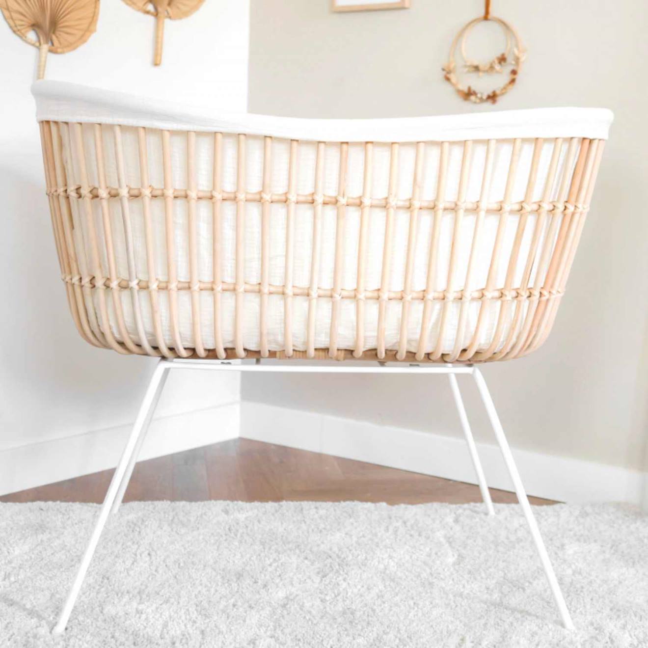 Berceau Bébé En Rotin Et Pieds Métal - Java Rotin Blanchi (Saudara) - Couverture