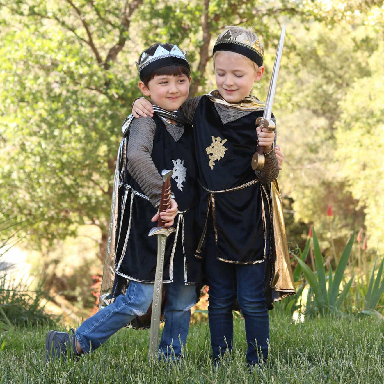 FIESTAS GUIRCA | Costume De Templiers Enfant (3-4 Ans) - Capuche, Veste, Ceinture Et Pantalon - Costumes Médiévaux Pour Halloween, Carnaval Et Fêtes De Chevaliers - Idéal Pour Enfants - Blanc Et