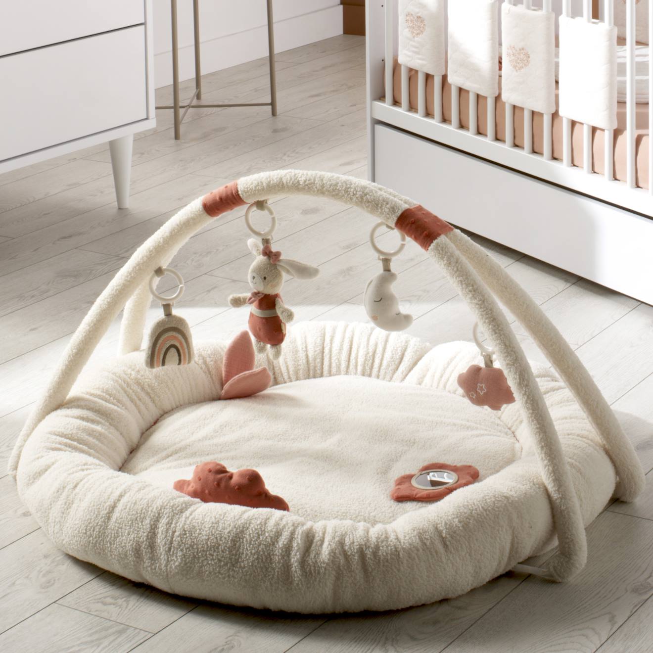Tapis d'éveil rond en bouclette coton bio - petit nuage blanc/rose