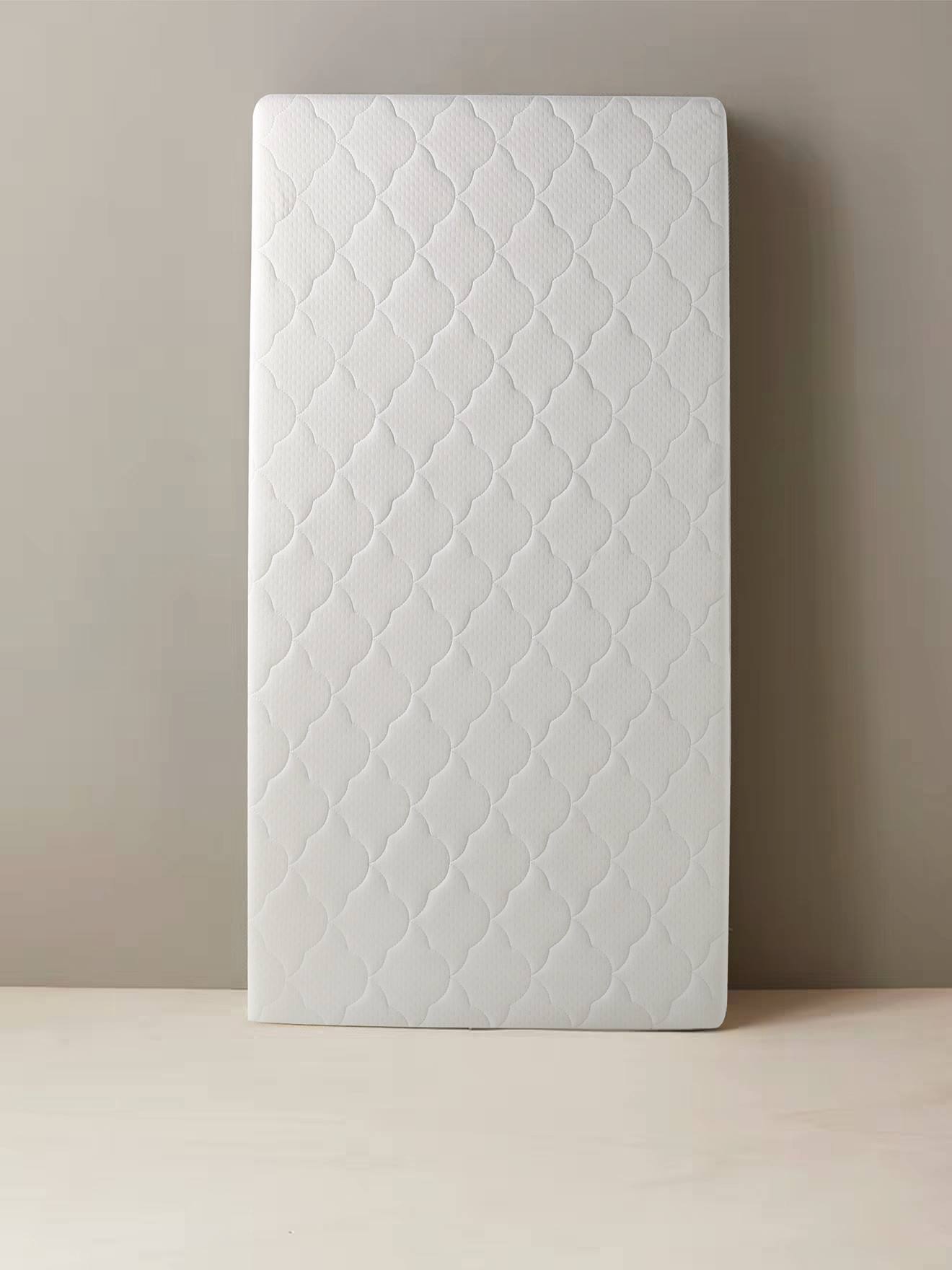 Matelas bébé ultra respirant Mousse Certipur® blanc (Vertbaudet) - Couverture