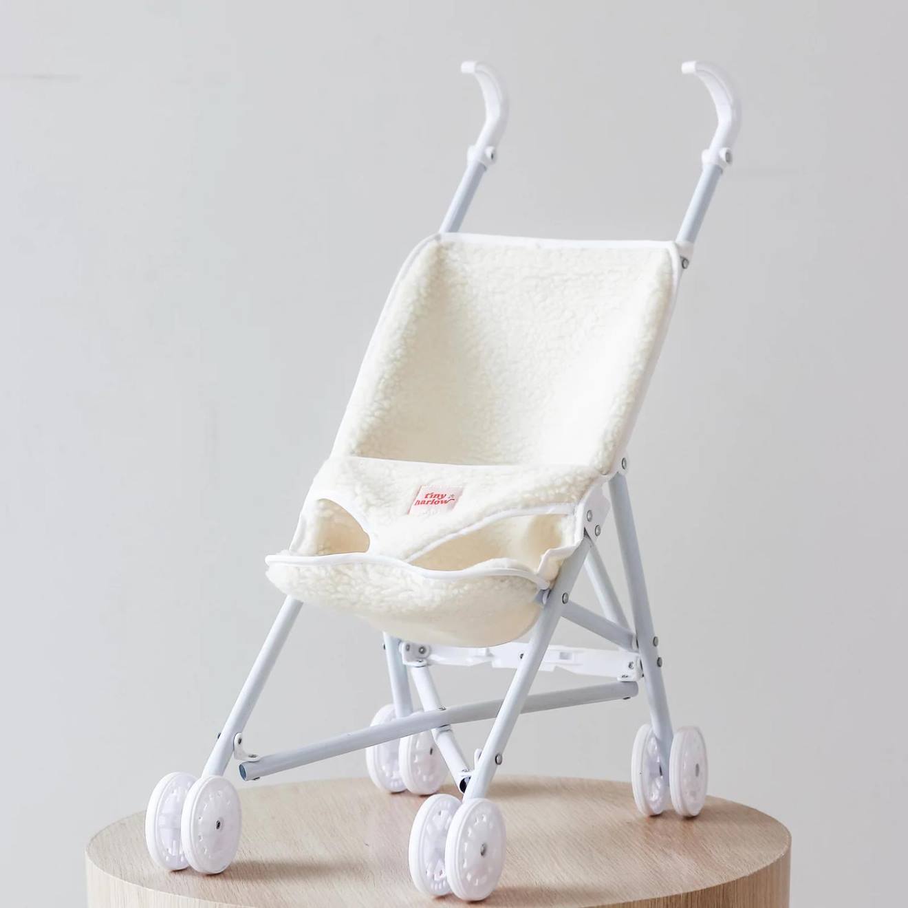 Poussette Pour Poupée Sherpa Blanc, Écru (Tiny Harlow) - Couverture
