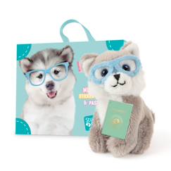 Jouet-Premier âge-Peluches-Peluche chiot Wolfie le Malamute avec valise, passeport et stickers – Mini Husky en peluche 8 cm