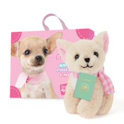 Jouet-Peluche Pinkie le chihuahua avec valise, passeport et stickers – Mini peluche 8 cm