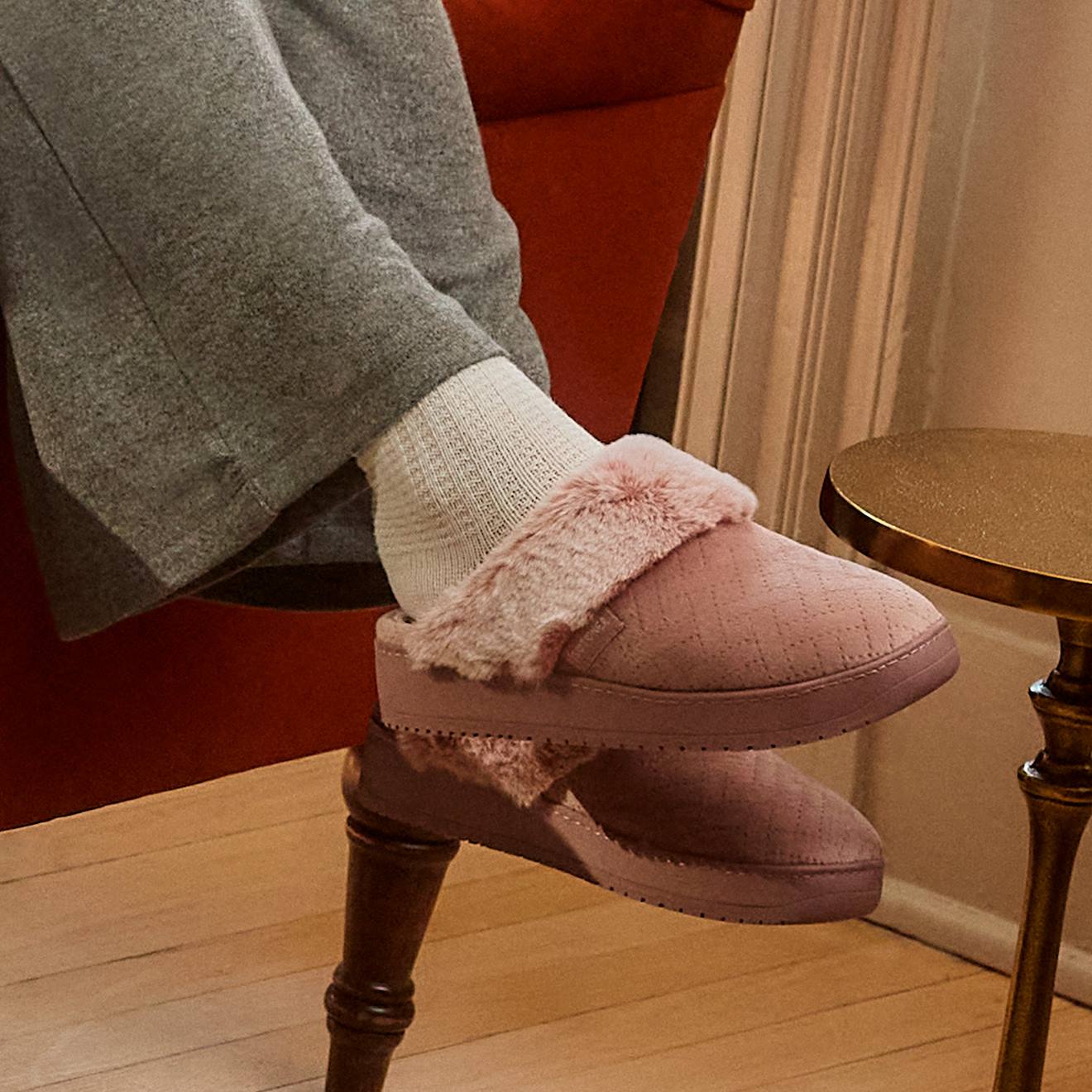 Chaussons Isotoner Femme Chaussons Mules Velours Ultra Doux, Compensées Femme Isotoner Noir P2585838c2585839 Pantoufles Femme