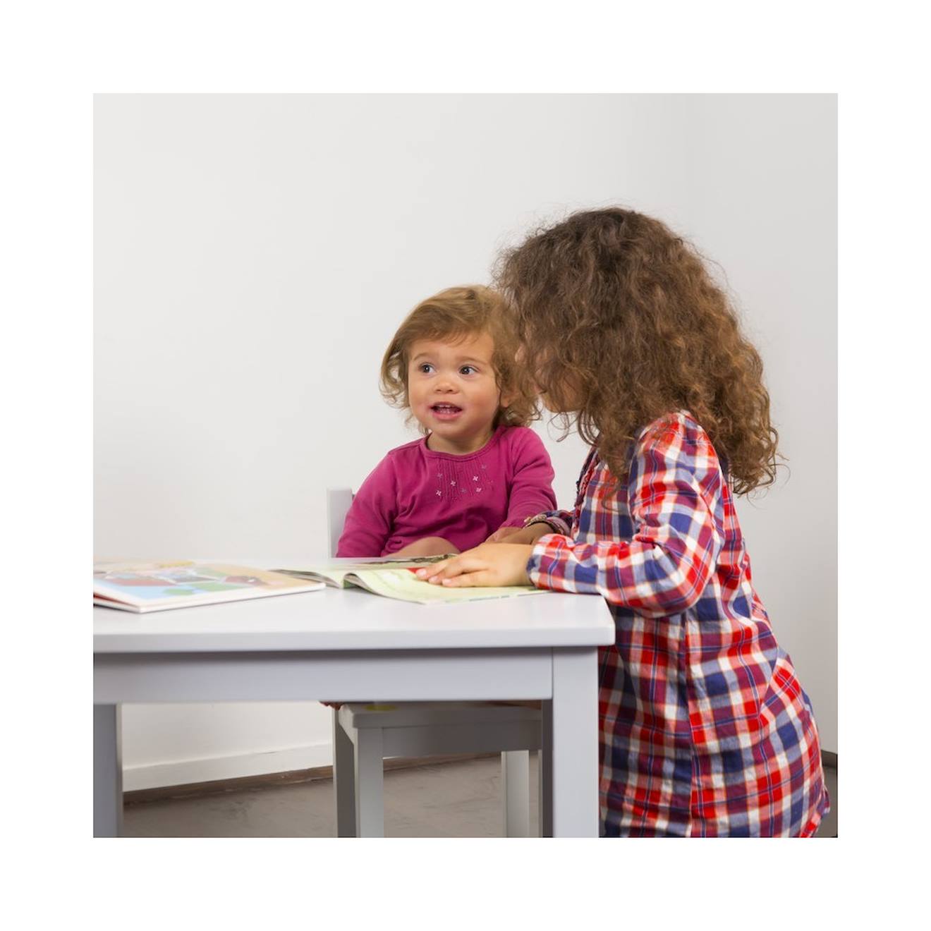 Ma Première Table Enfant Montessori 1-4 Ans Gris (Pioupiou Et Merveilles) - Image 1