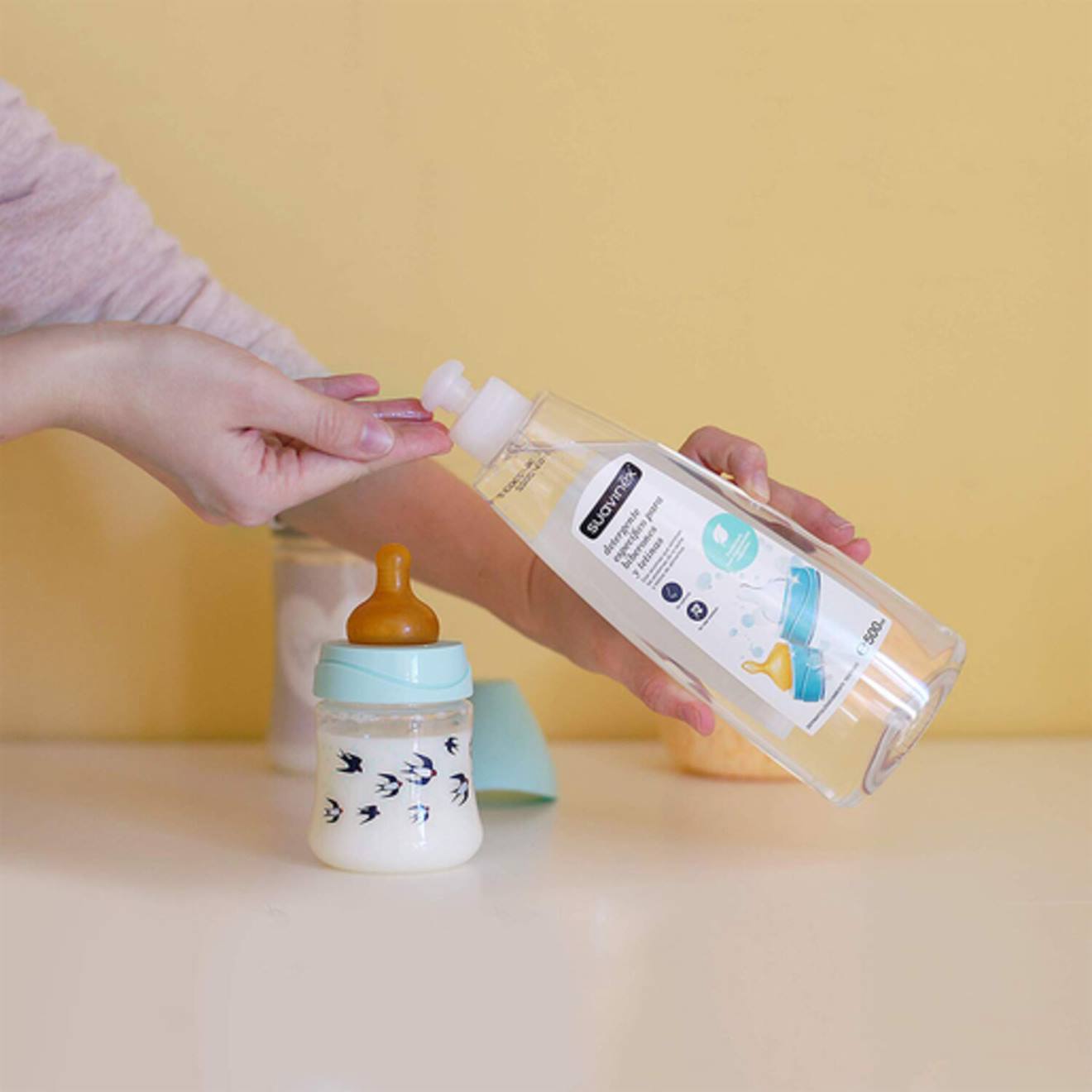 Gel Nettoyant Spécial Biberons Et Tétines Blanc (Suavinex) - Image 1