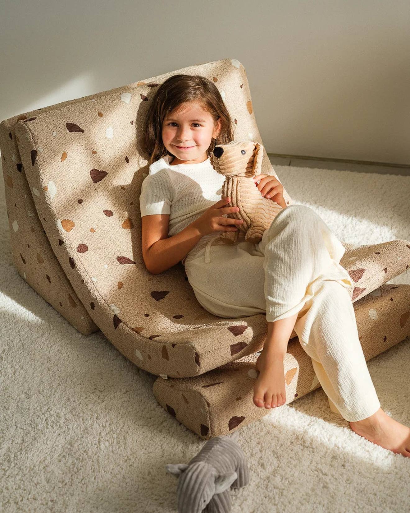 Fauteuil De Jeu Enfant - Pouf Design Lune Design Terrazzo Terrazzo Sand (Wigiwama) - Image 1