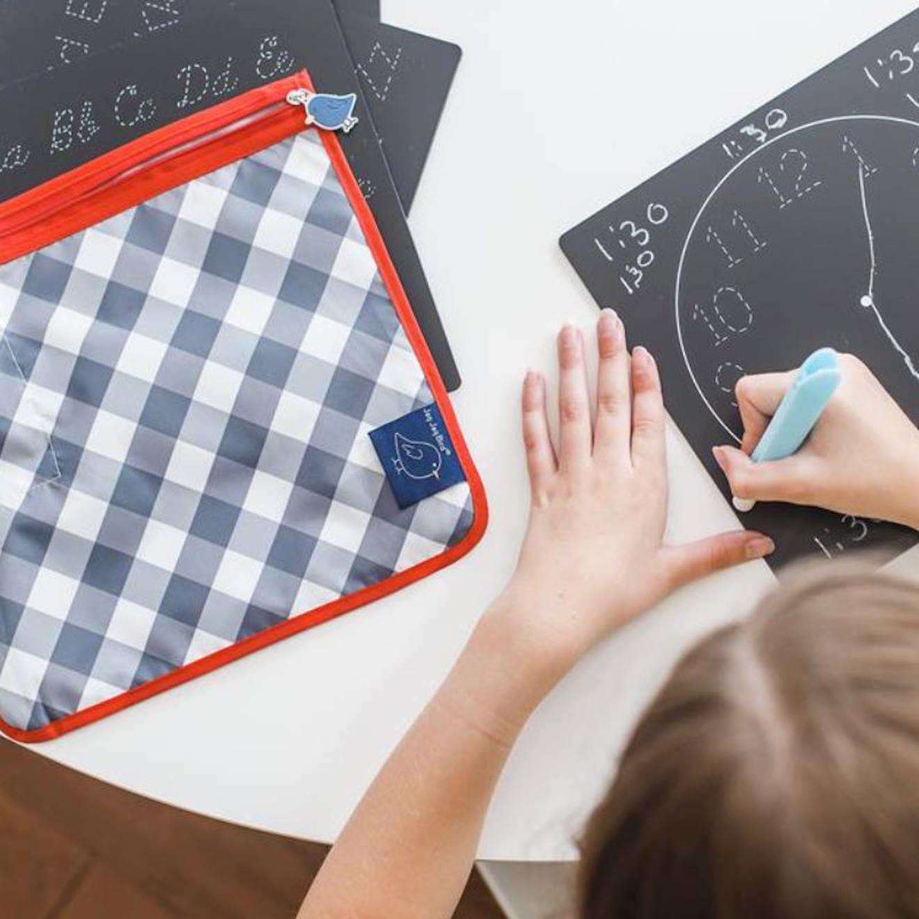 Pochette 5 Ardoises Lettres Et Chiffres - Jouet Éducatif Pour Enfants Black (Jilu) - Image 2