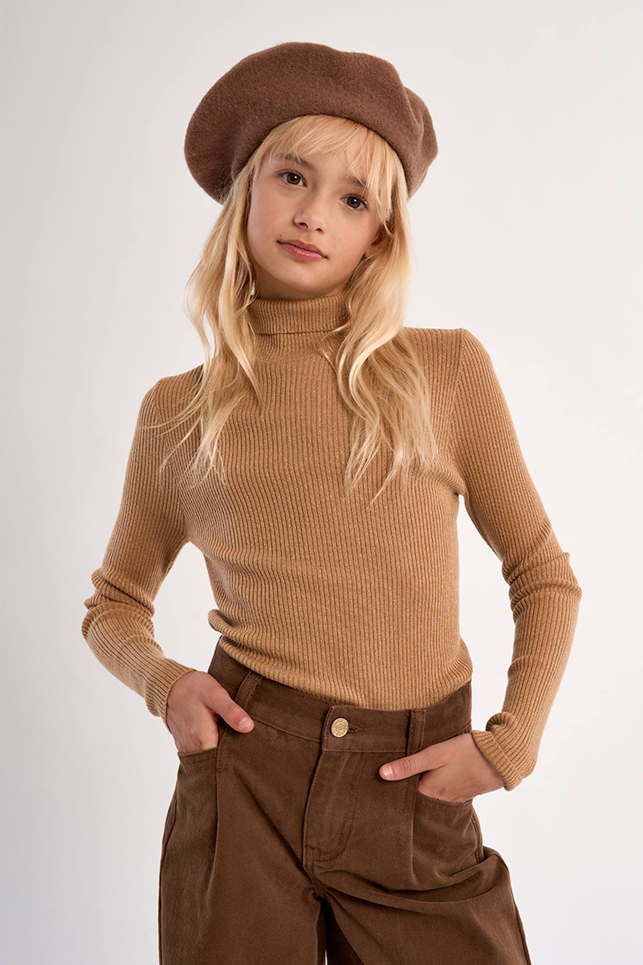 Pull En Maille Côtelée Et Irisée Beige
