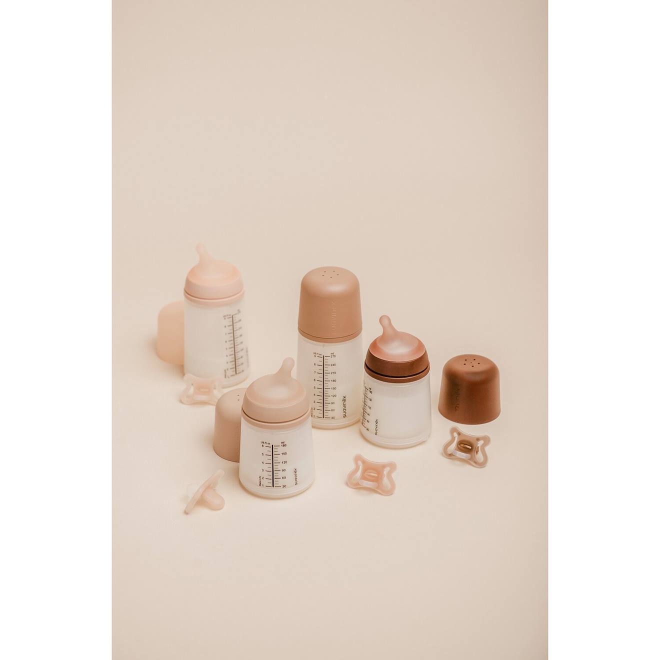 Biberon Anti-colique 270 Ml - Débit Moyen Beige Foncé (Suavinex) - Image 1