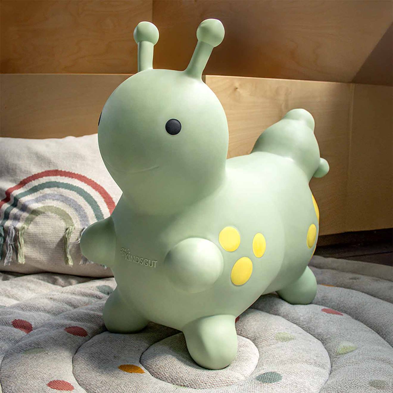 Animal Sauteur Gonflable Chenille Pistache