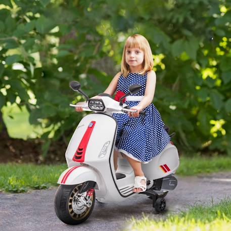 Scooter électrique enfant vespa 6v - musiques, feu av, entrée usb, radio fm - 2 roues auxiliaires Blanc+Rose+Vert 2 - vertbaudet enfant 