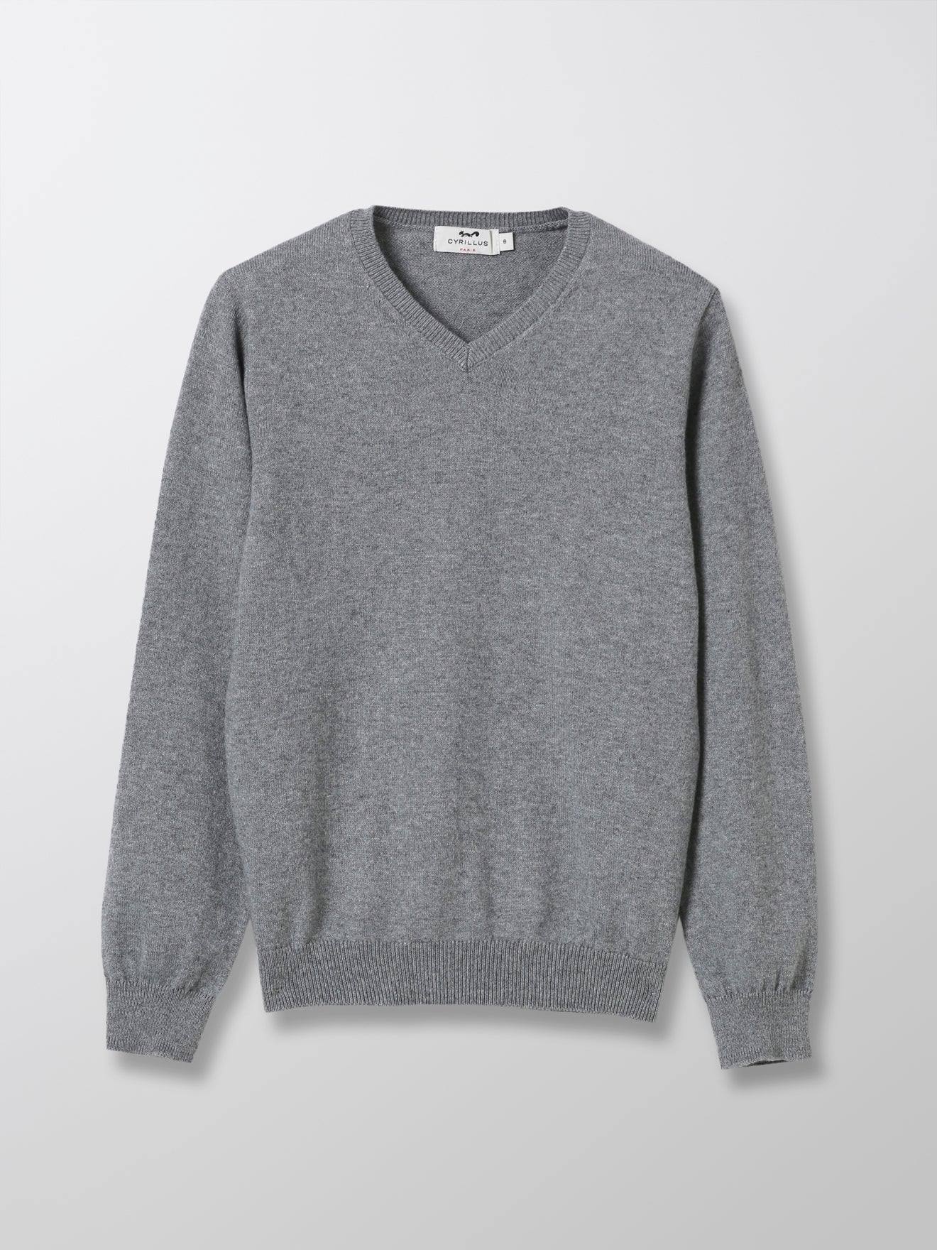 Pull Col V Garon Gris Fonce Chine 35 €
