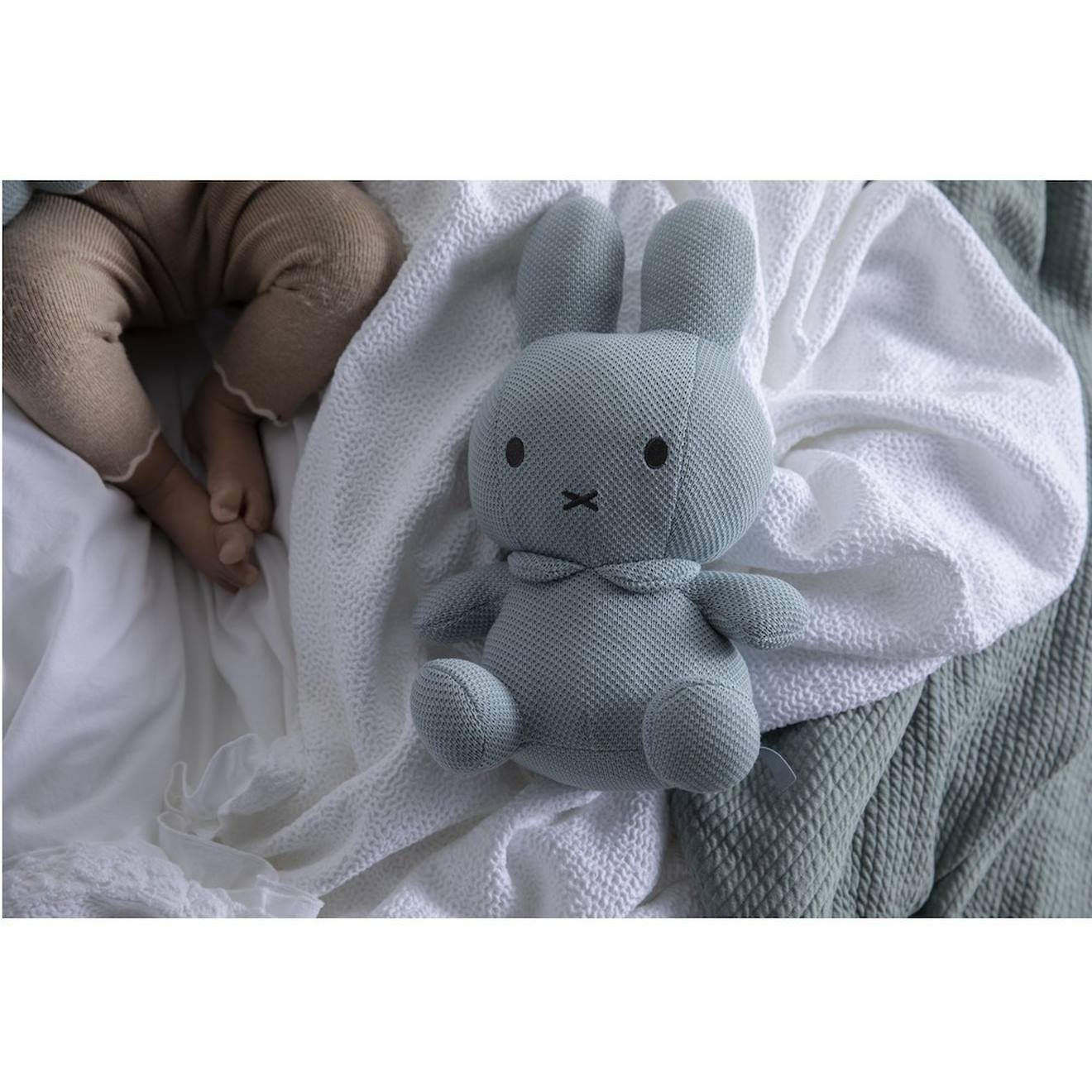 Peluche Miffy - Tricot Amande - 32 Cm Vert Amande (Miffy) - Image 2