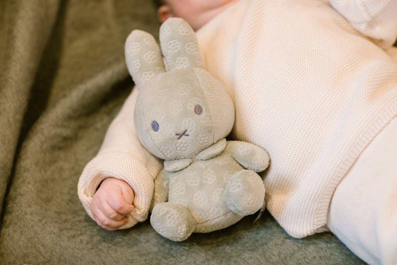 Peluche Miffy - Flower - 20 Cm Vert (Pioupiou Et Merveilles) - Image 1