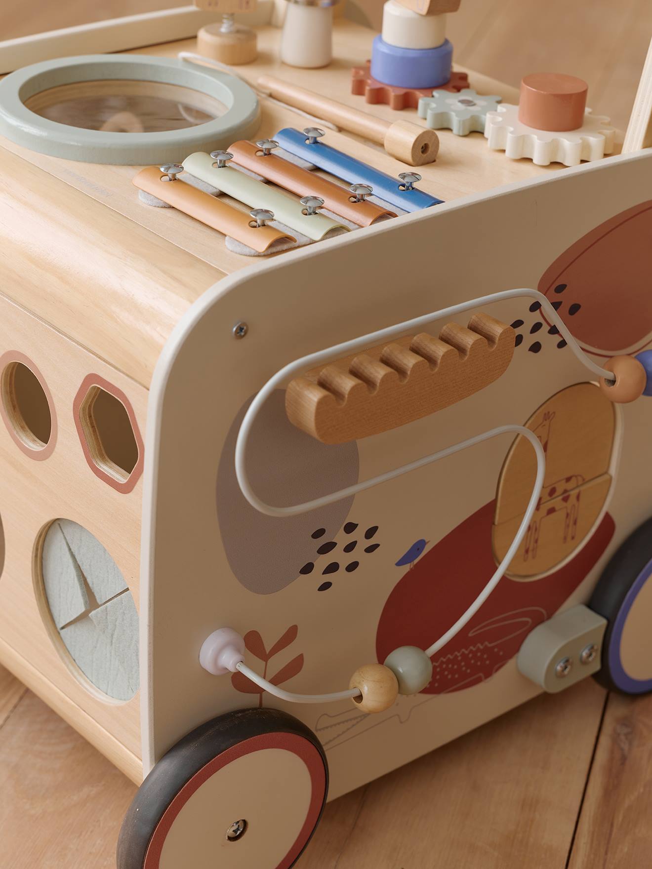 Chariot de marche musical en bois FSC® avec freins bois (Vertbaudet) - Image 2