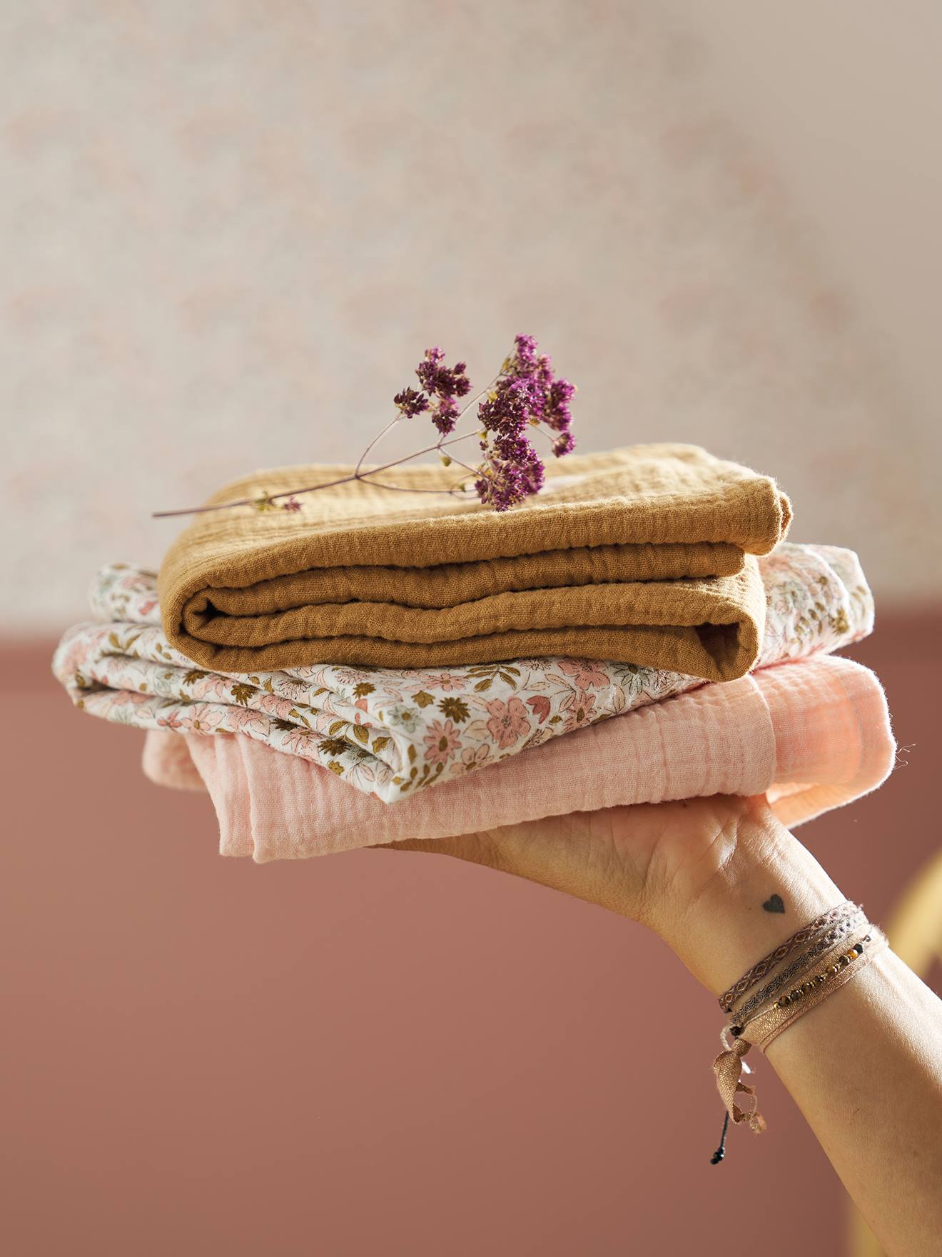 Lot de 3 langes en gaze de coton FLORA caramel (Vertbaudet) - Image 2