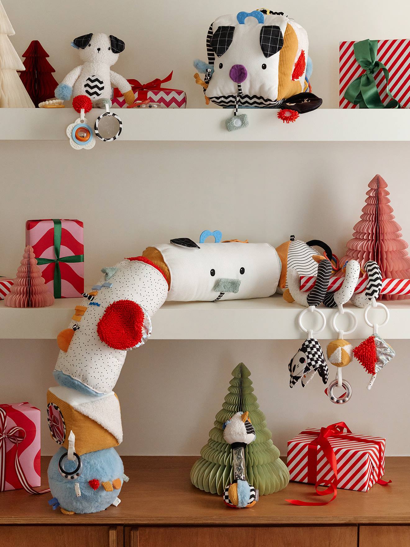 Rouleau d'activités ÉVEIL & SENSORIEL multicolore