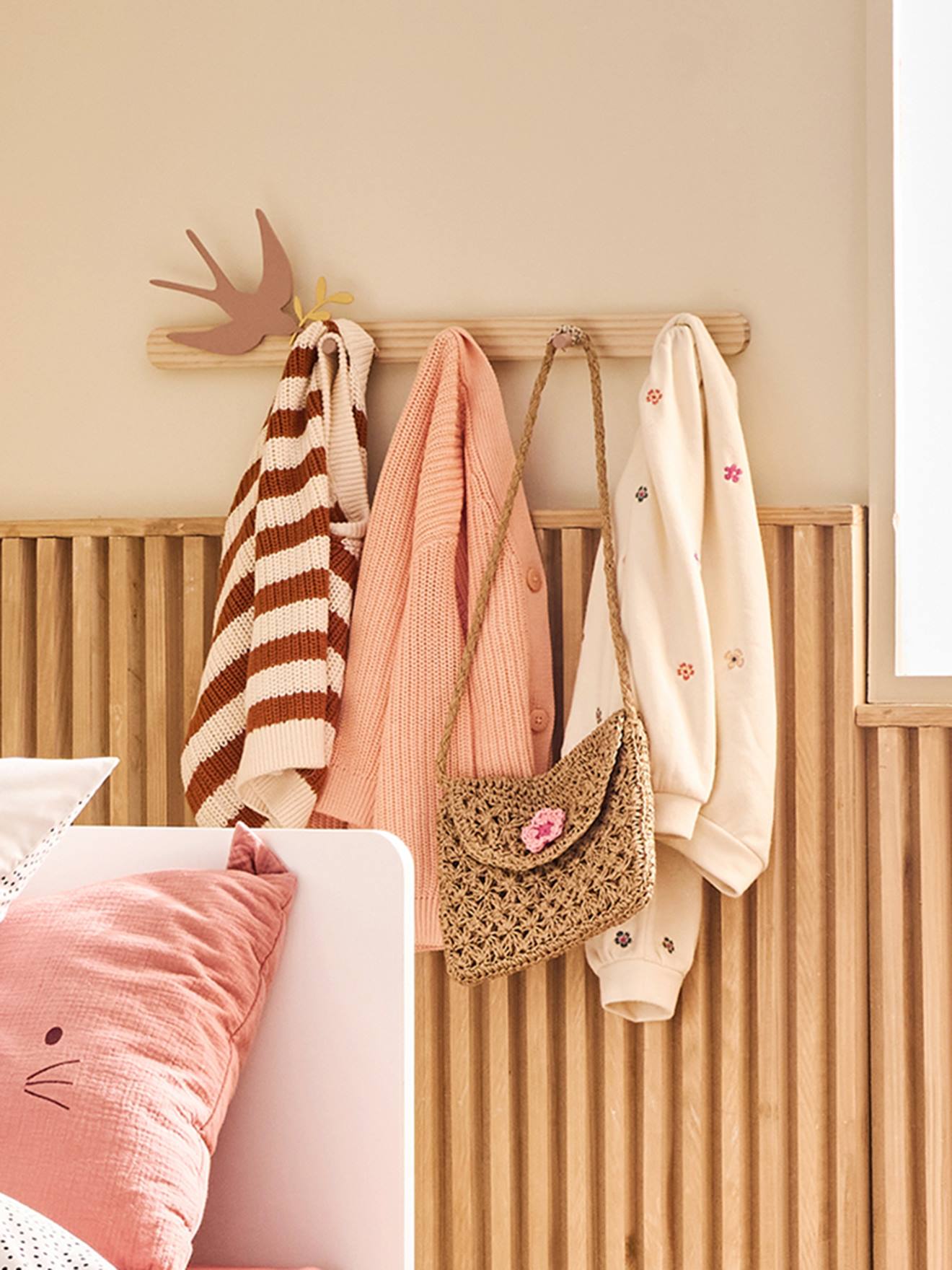 Patère Hirondelle rose