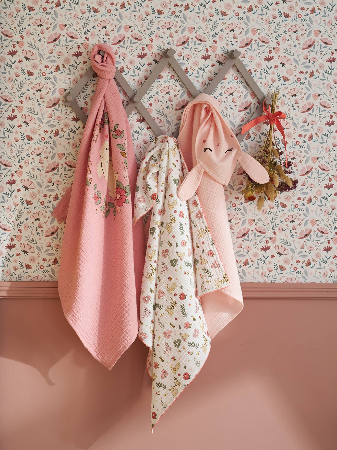 Lot de 3 langes en gaze de coton LAPIN ENCHANTÉ lot rose