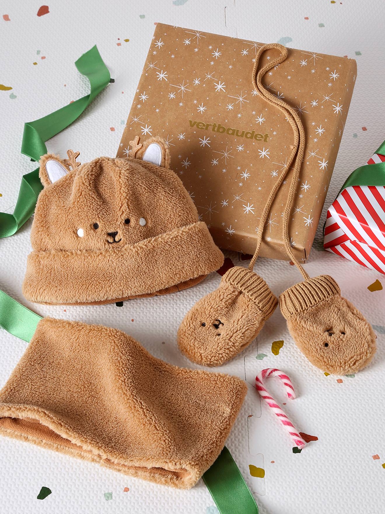 Coffret Noël bonnet ourson, snood et moufles bébé noix de pécan