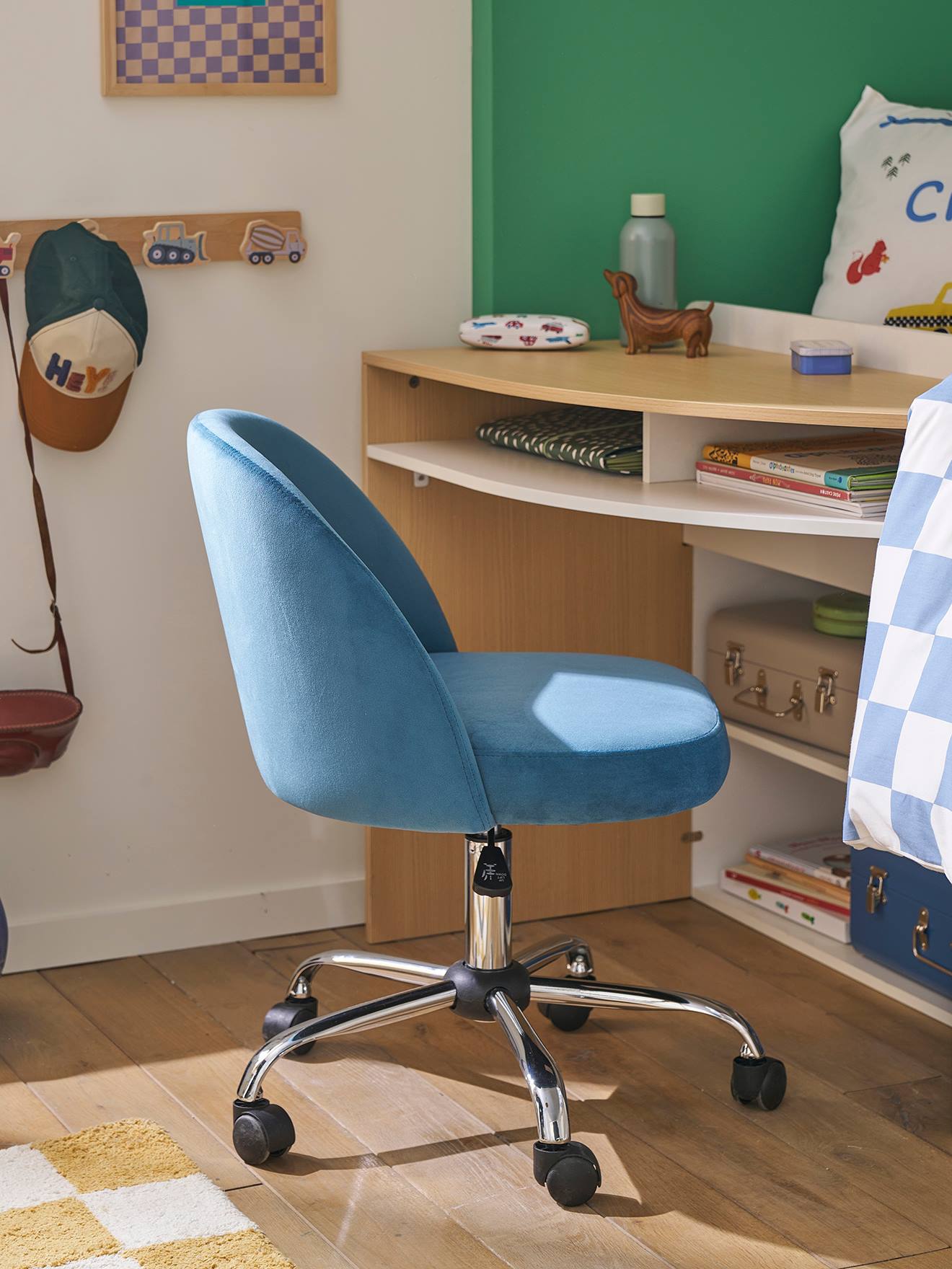 Chaise de bureau à roulettes enfant en velours bleu