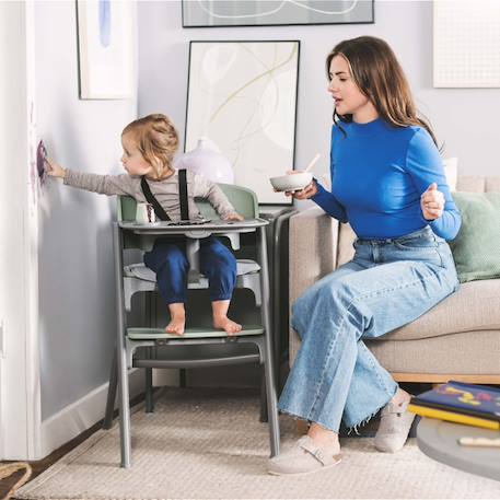 Chaise haute avec design moderne et soutien ergonomique Rose+Vert 7 - vertbaudet enfant 