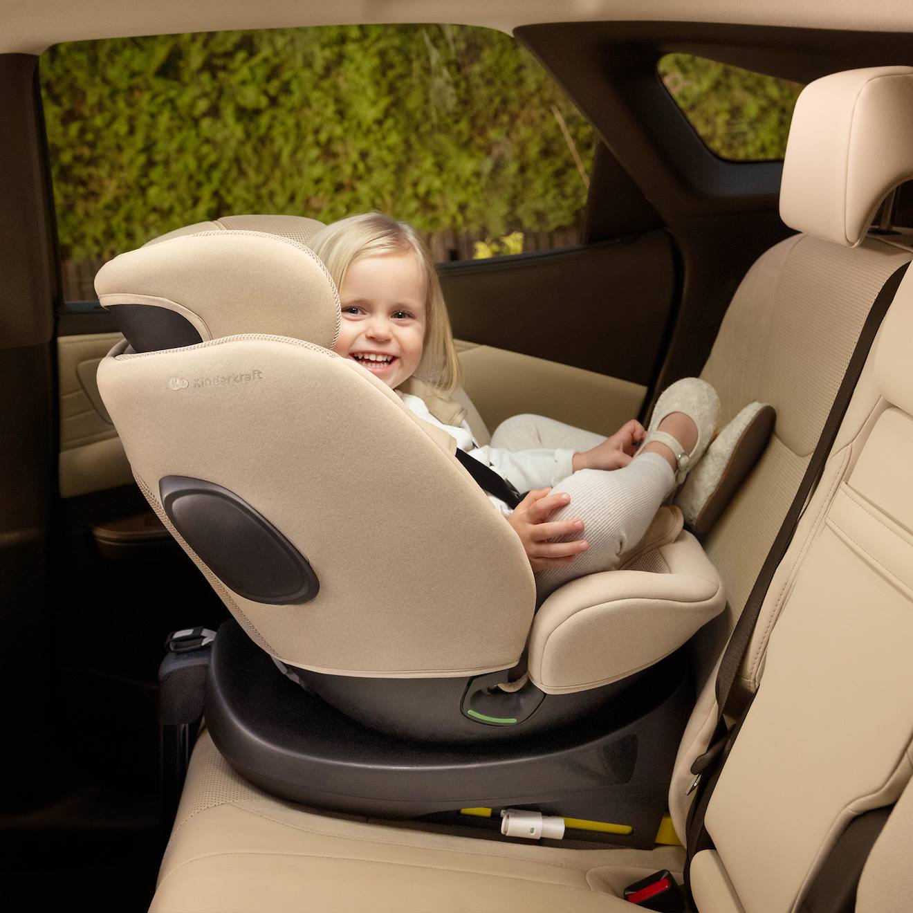 Base Isofix Pivotante 360° Pour Siège Auto Noir (Kinderkraft) - Image 1