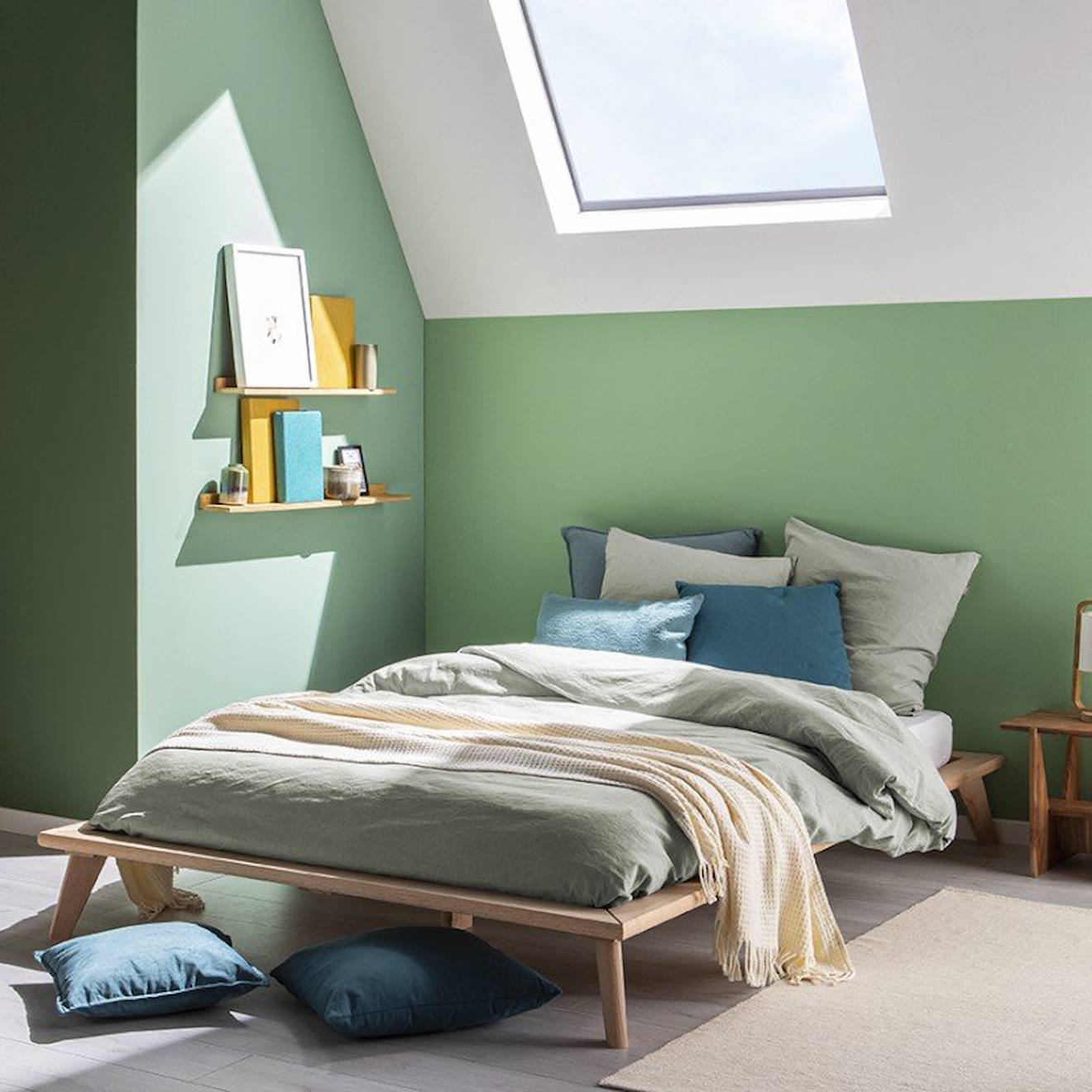 Lit Plateforme En Hêtre Naturel Yumi Bois Naturel