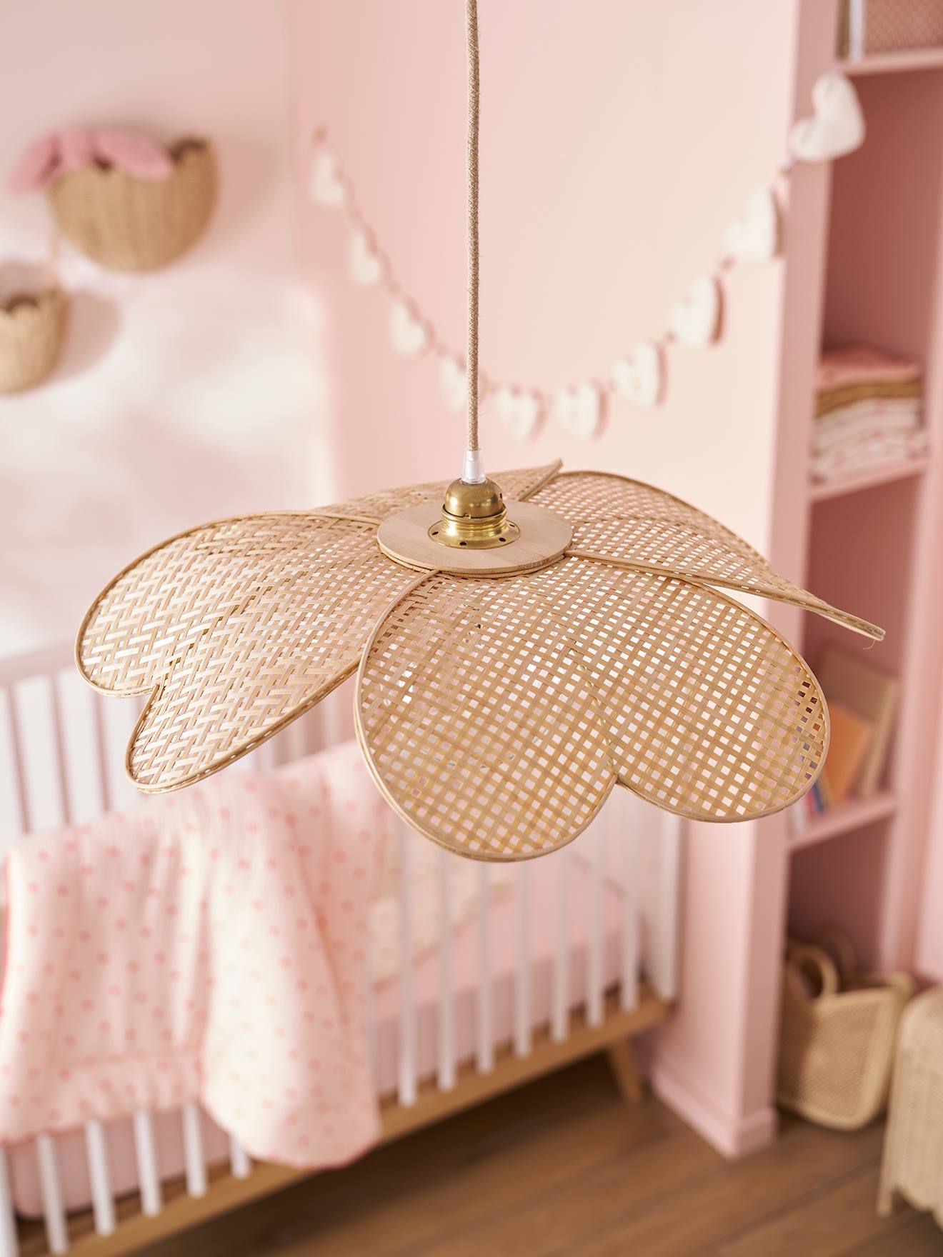 Abat-jour pour suspension fleur en bambou tressé beige (Vertbaudet) - Image 1