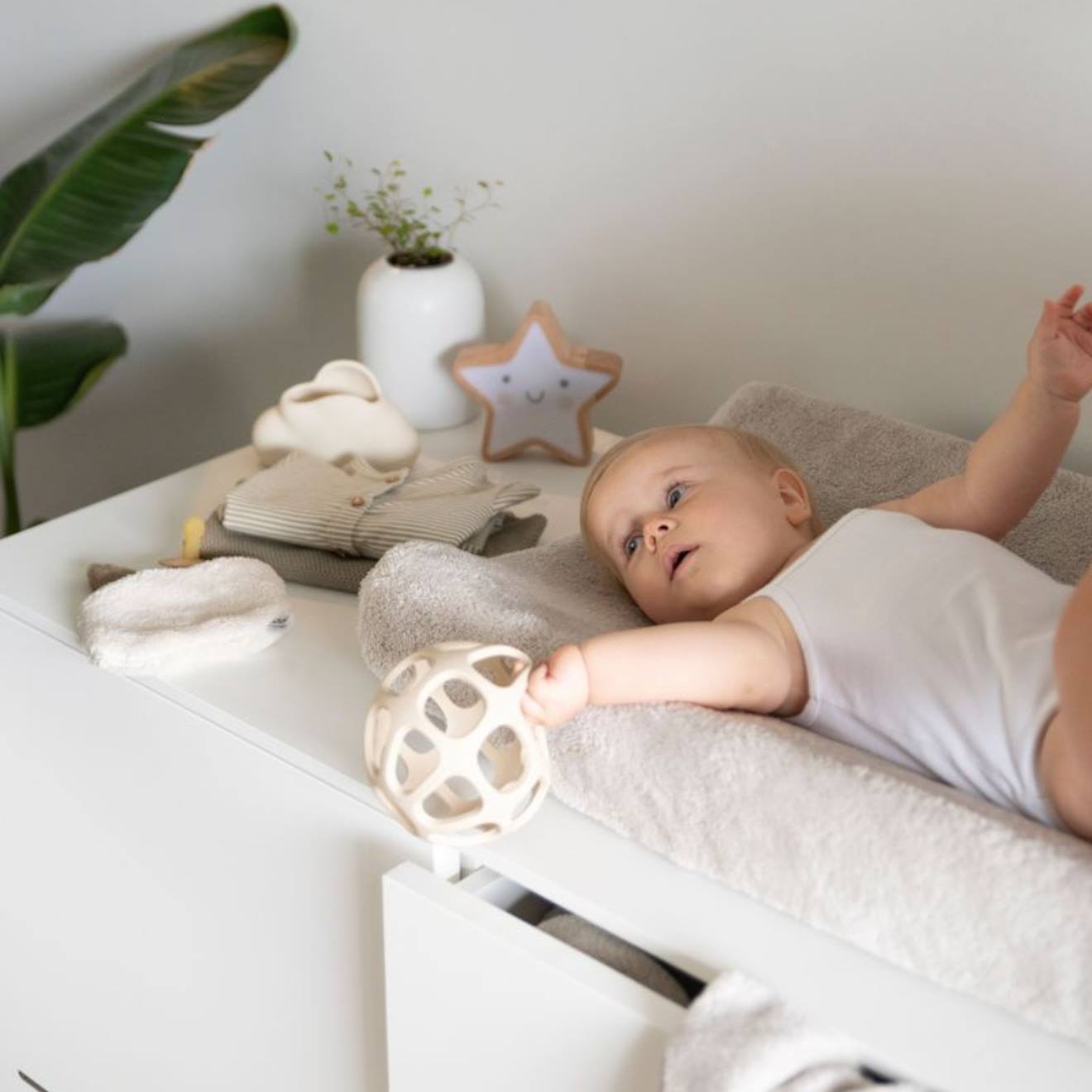 Balle De Préhension En Silicone Linen Beige (Baby's Only) - Image 1