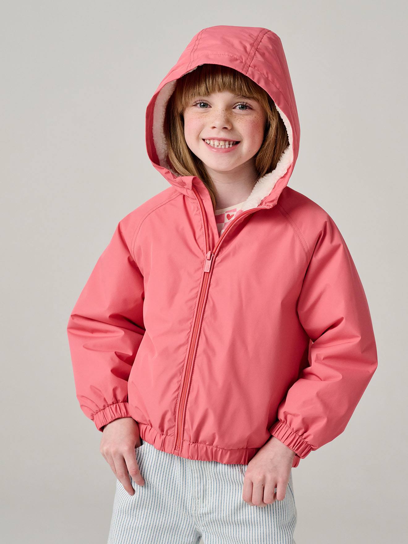 Coupe-vent fille à capuche doublé sherpa rose