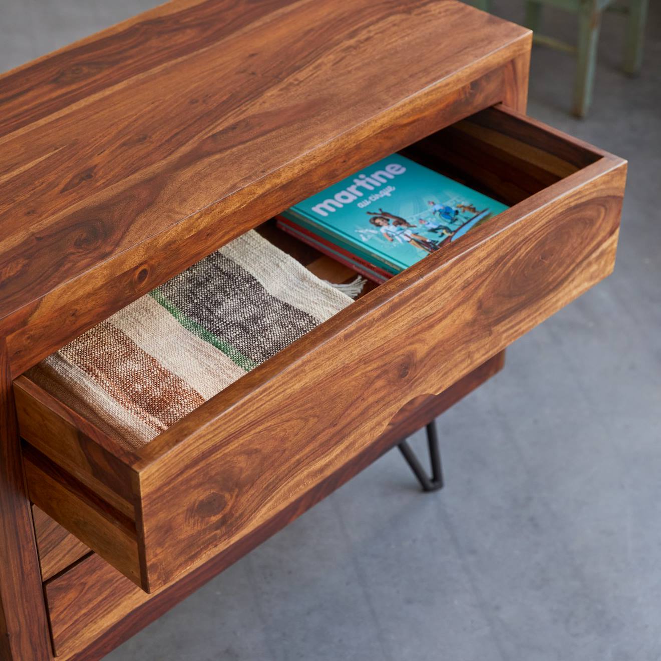 Commode Enfant En Bois De Sheesham 3 Tiroirs Bonnie Marron (Tikamoon) - Image 2