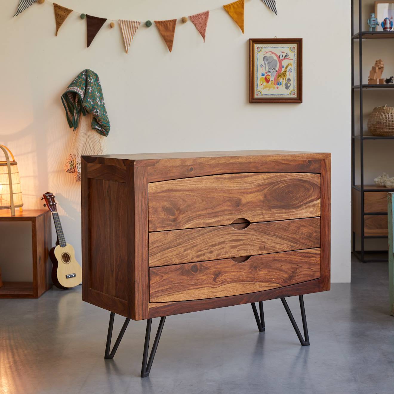 Commode Enfant En Bois De Sheesham 3 Tiroirs Bonnie Marron (Tikamoon) - Couverture
