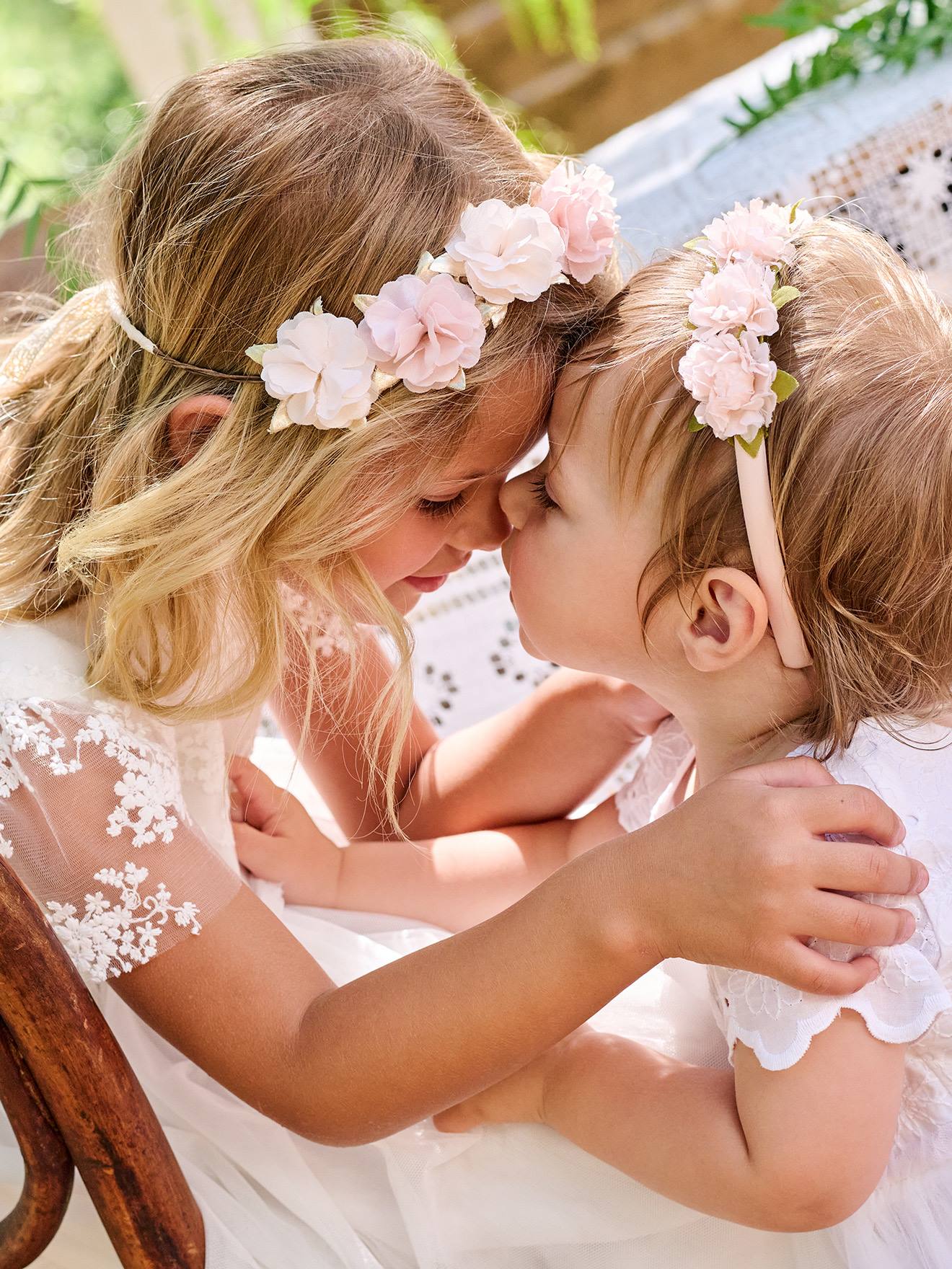 Couronne de fleurs nude et dore fille cru 10$