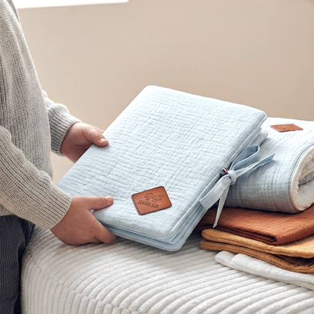 Protège carnet de santé en gaze de coton jeanne Beige+Blanc+Blanc à pois or+Bleu+Camel+Écru+Gris clair+Terracotta+Vert de gris+Vieux rose 16 - vertbaudet enfant 