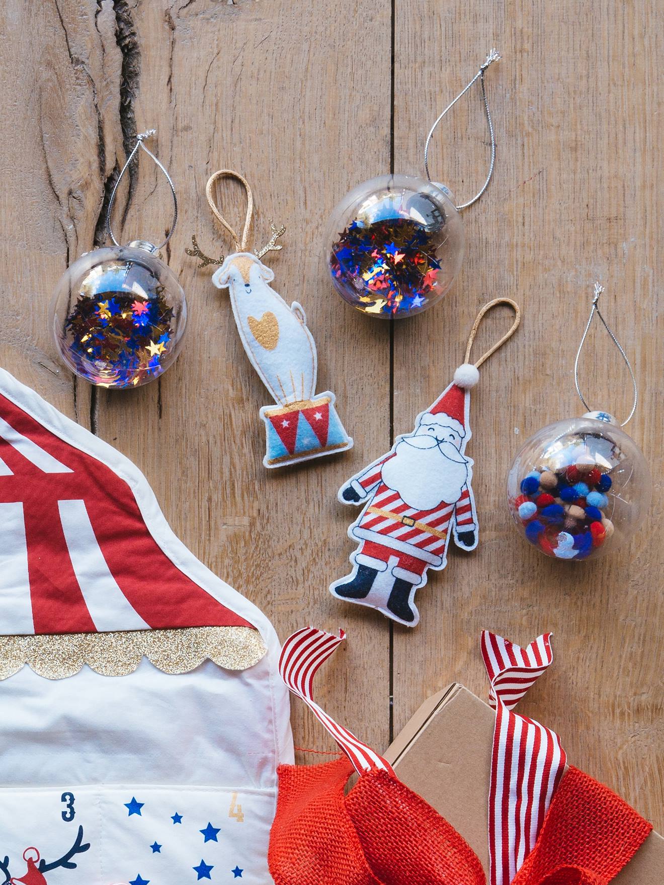 Les 3 boules de Noël rouge