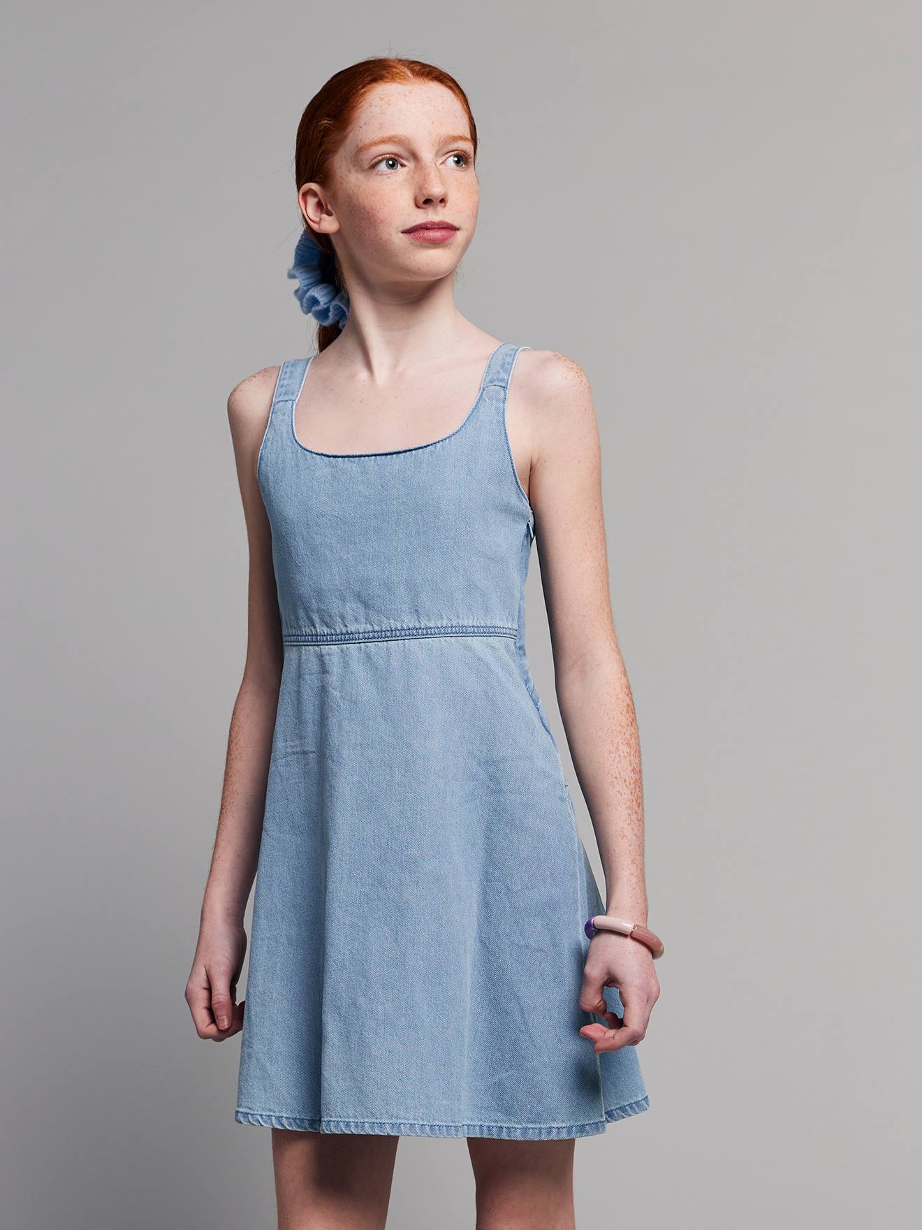 Robe ouverture dos bleu clair