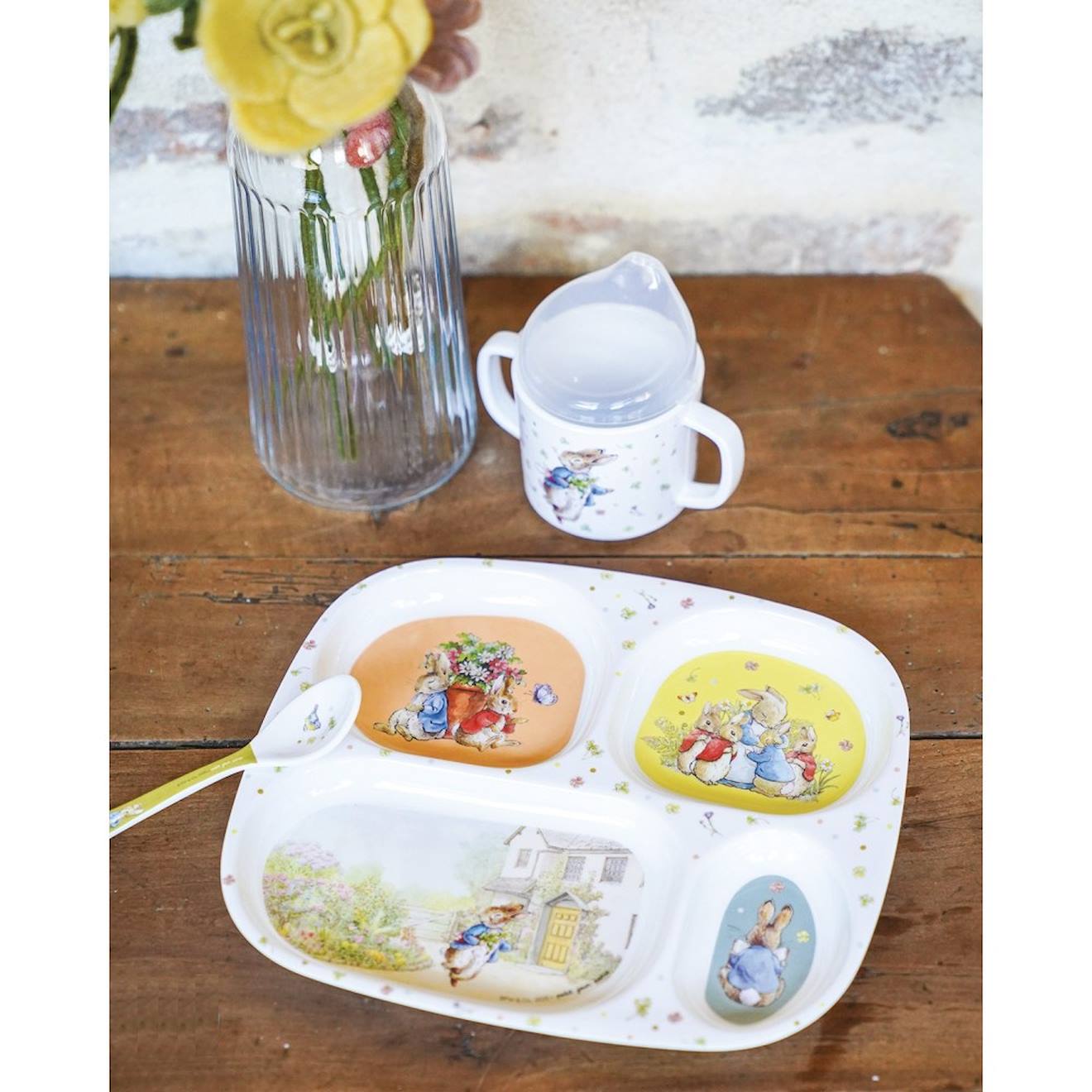 Assiette Plateau À 4 Compartiments Pour Enfant Avec Rebords Ergonomiques Blanc (Petit Jour) - Image 1