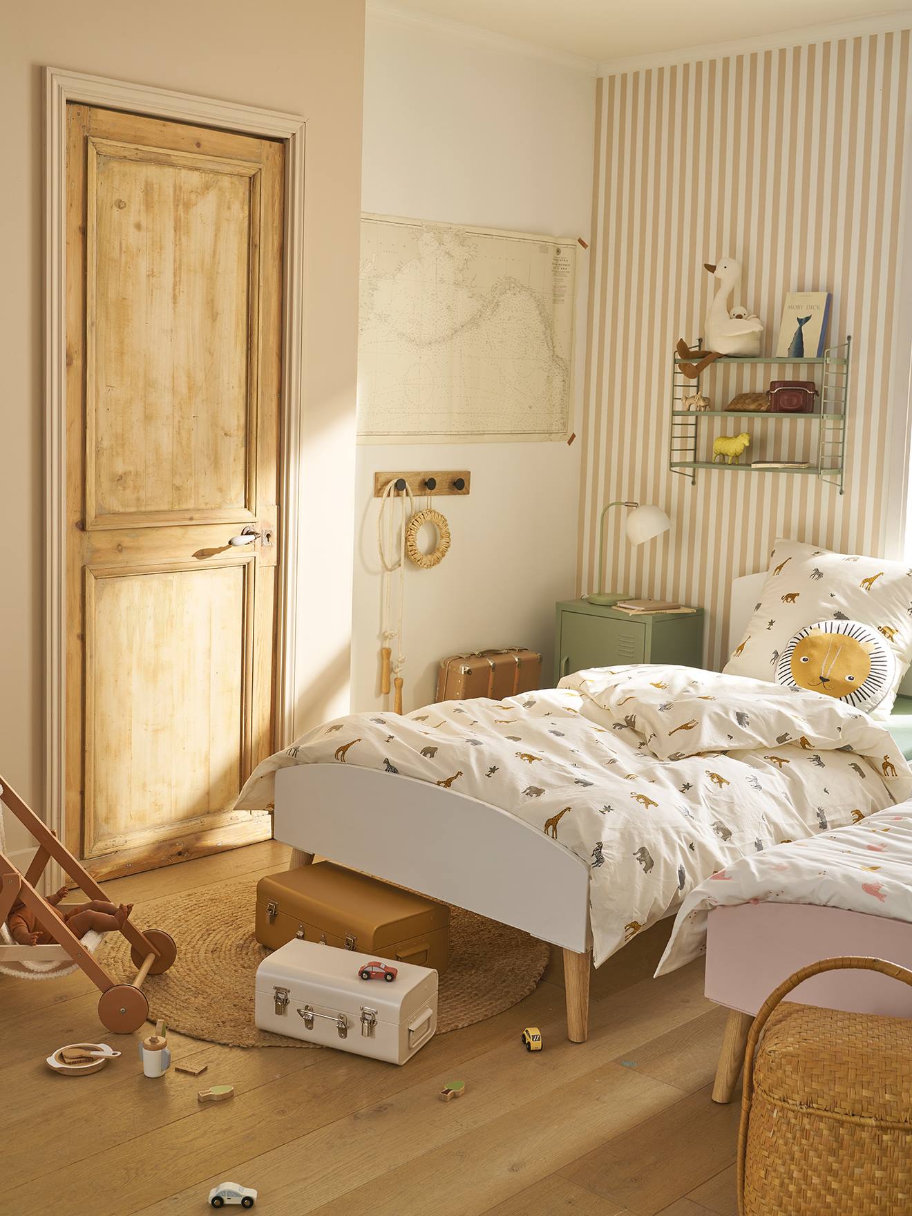 Lit enfant CONFETTI blanc/bois Lit enfant CONFETTI blanc/bois