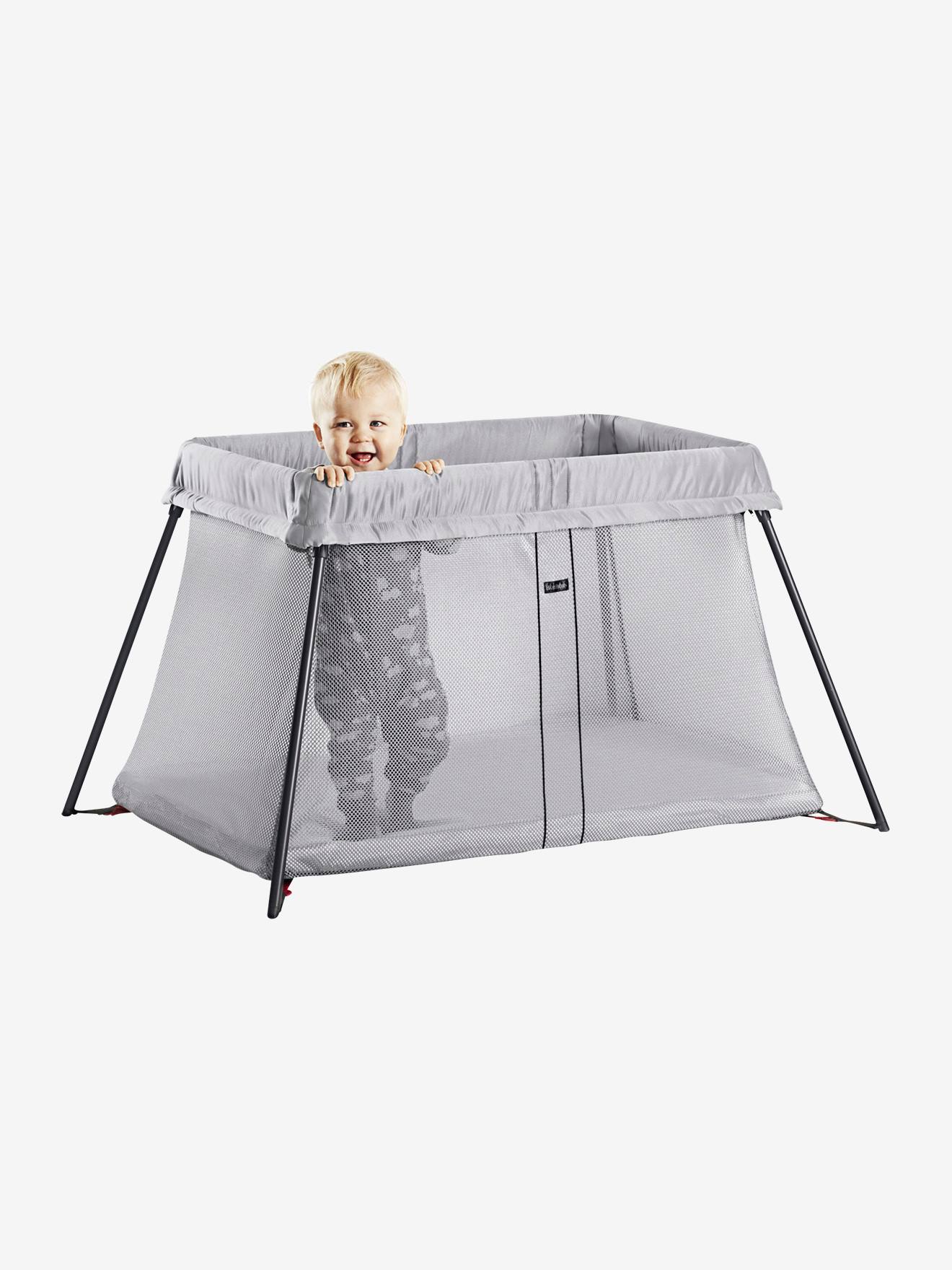 Le lit parapluie Light de Babybjorn chez les Floutch  Maman Floutch - Blog  pour mamans, parents de jumeaux Clermont ferrand