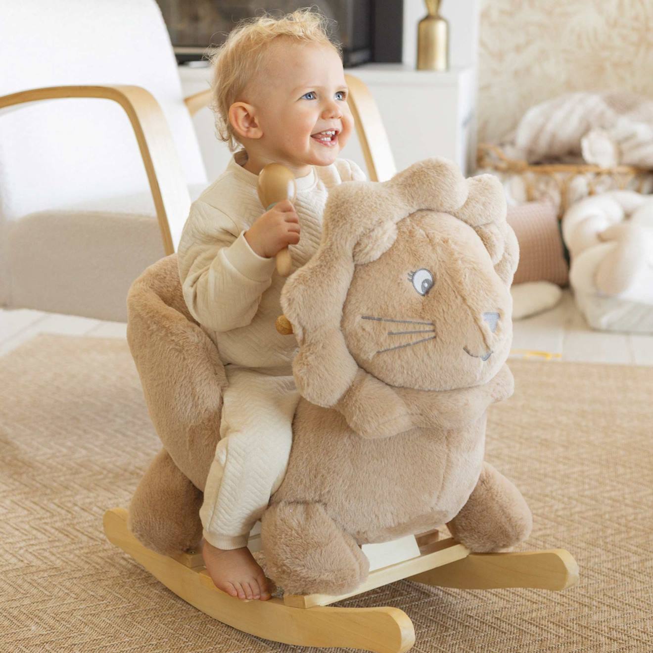 Lion À Bascule Pour Bébé Beige