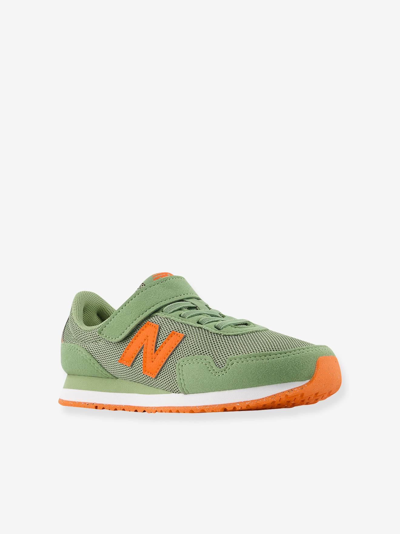 Basket P323 New Balance vert 50 €