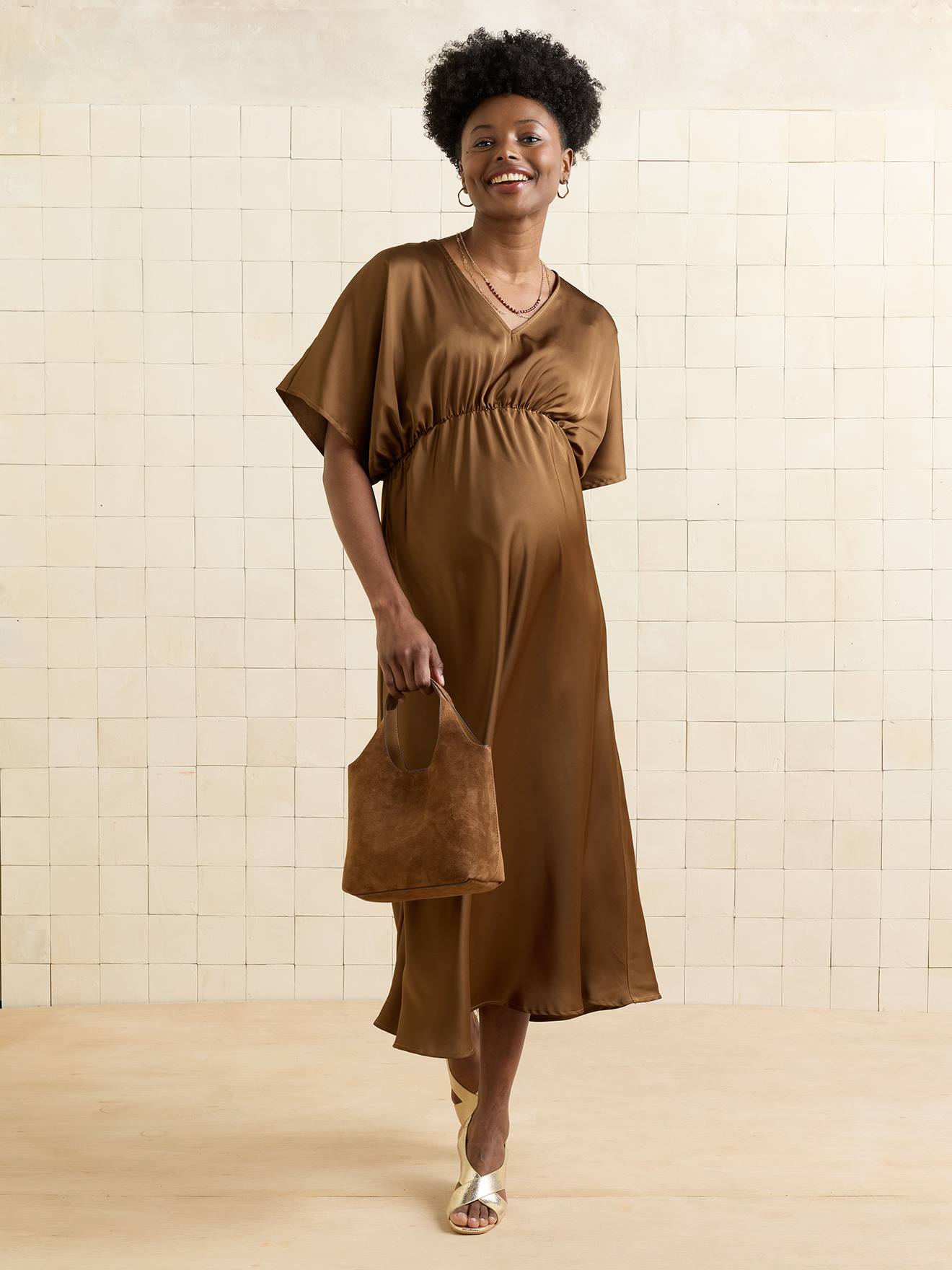 Robe longue satinée grossesse bronze