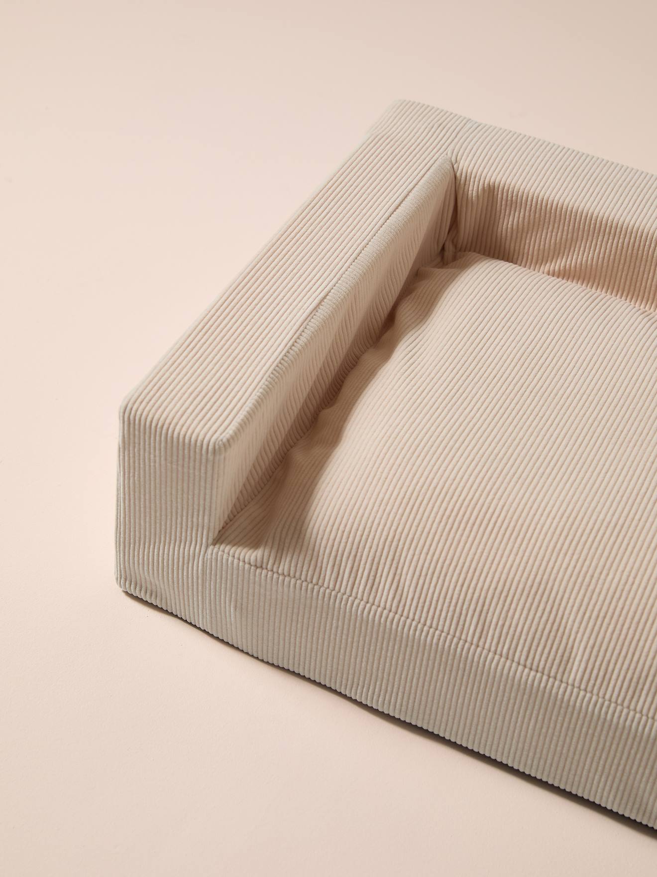 Sofa chien moyen velours côtelé écru Sofa chien moyen velours côtelé écru