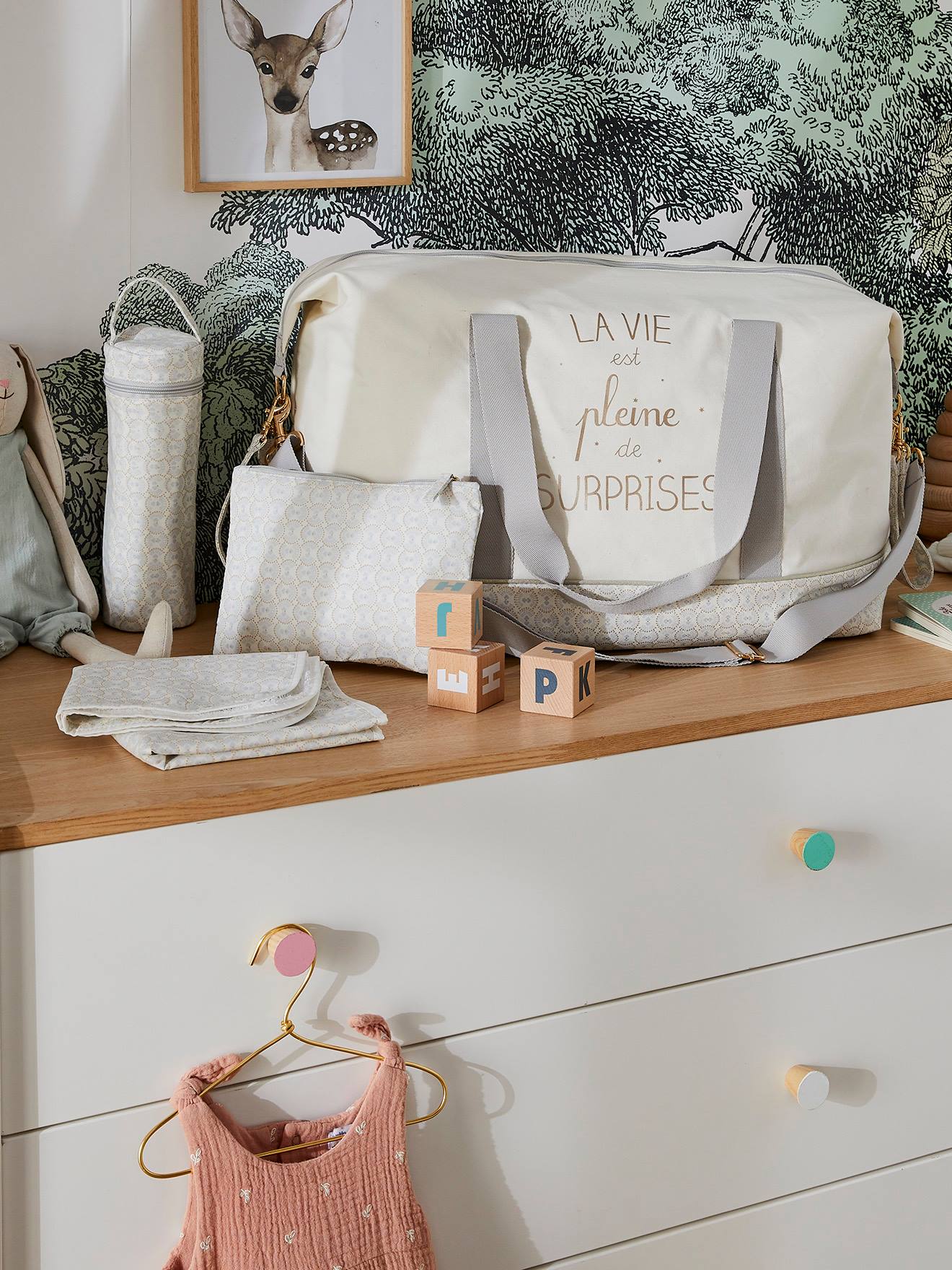 Sac A Langer Week End La Vie Est Pleine De Surprises Ivoire Vertbaudet