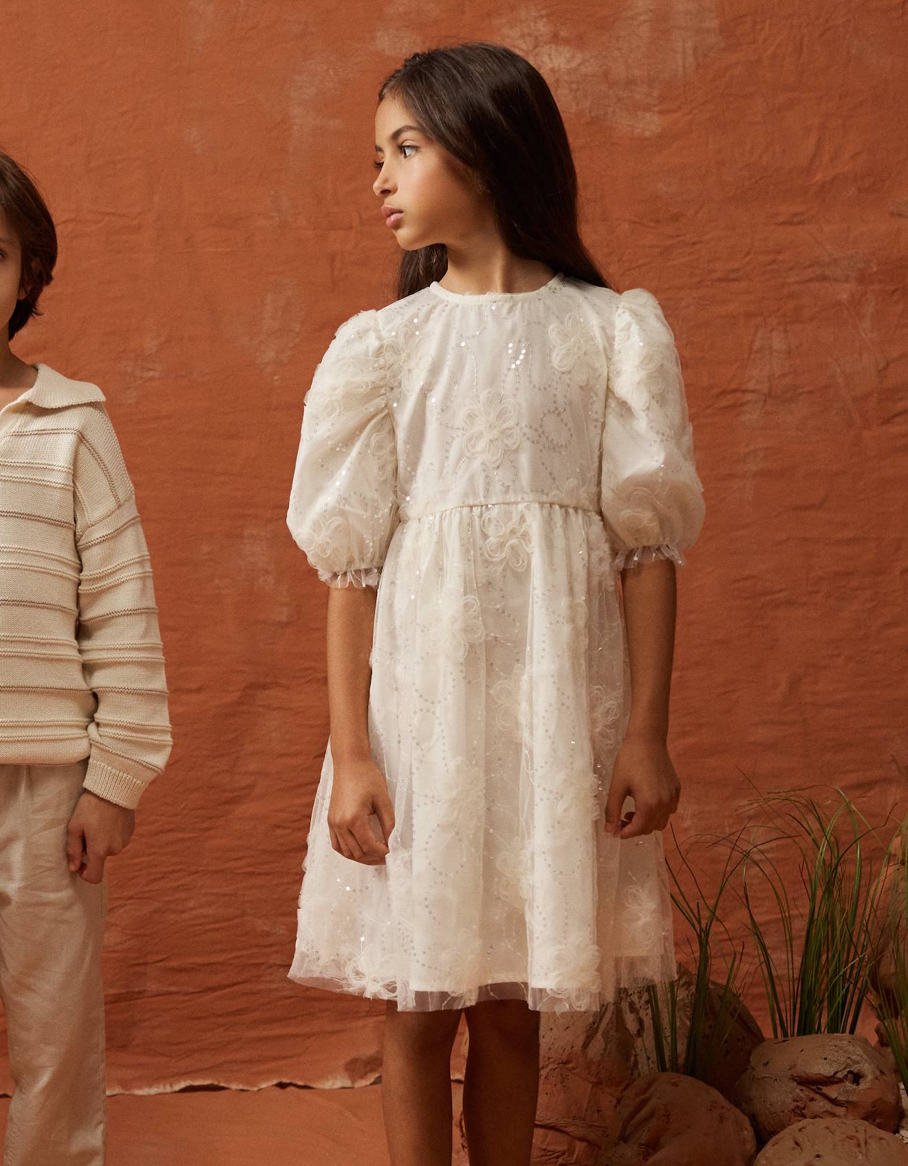 Robe Manches Bouffantes Et Fleurs 3d Blanc 41 €