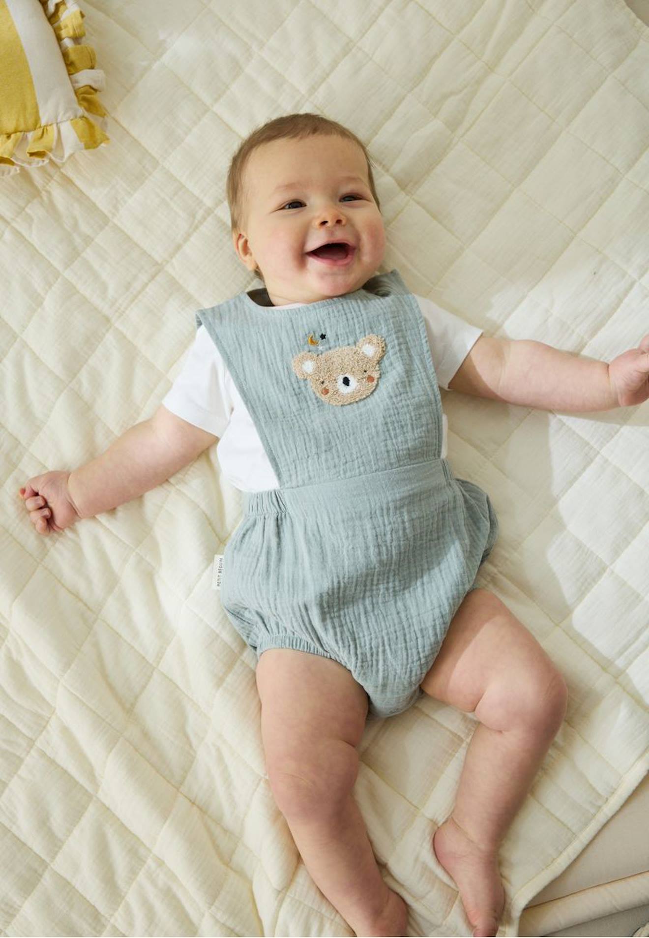 Ensemble Barboteuse Bloomer Bébé En Gaze De Coton Et T-shirt Mini Rêve Vert Ensemble Barboteuse Bloomer Bébé En Gaze De Coton Et T-shirt Mini Rêve Vert