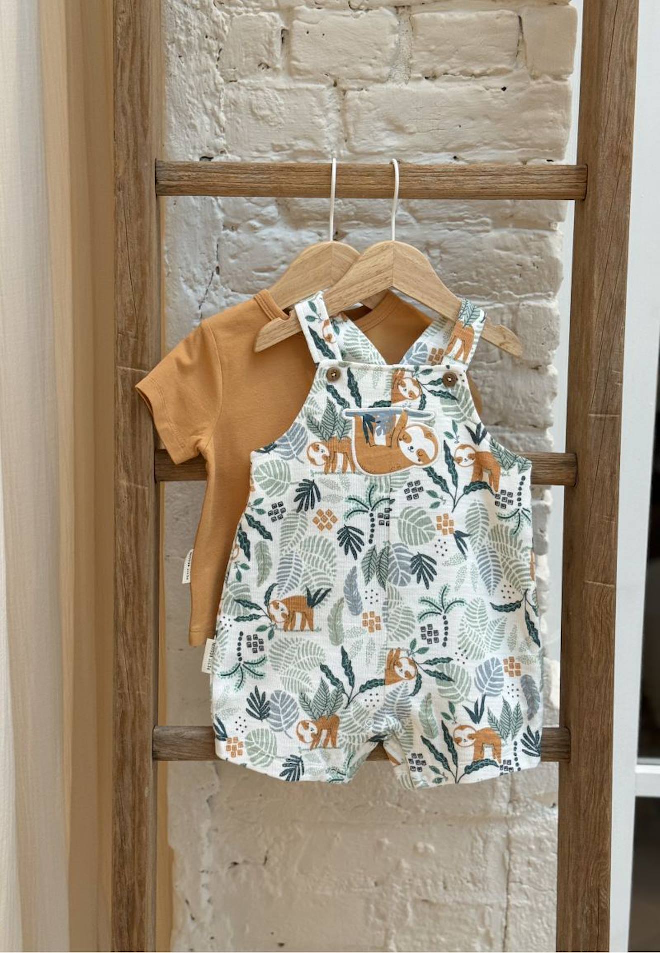 Ensemble Salopette Bébé Et T-shirt Baroudeur Ecru