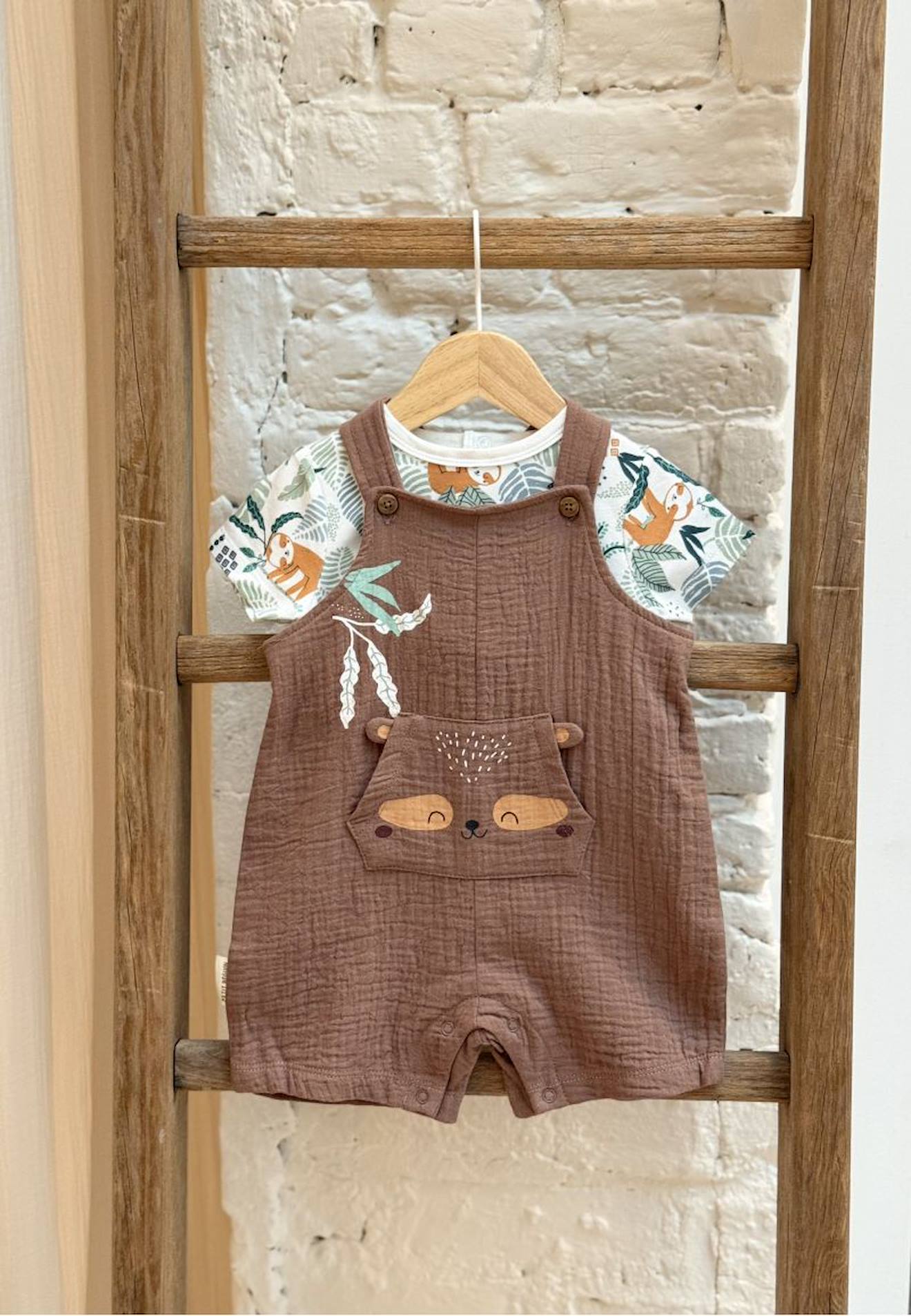 Ensemble Salopette Bébé En Gaze De Coton Et T-shirt Baroudeur Marron